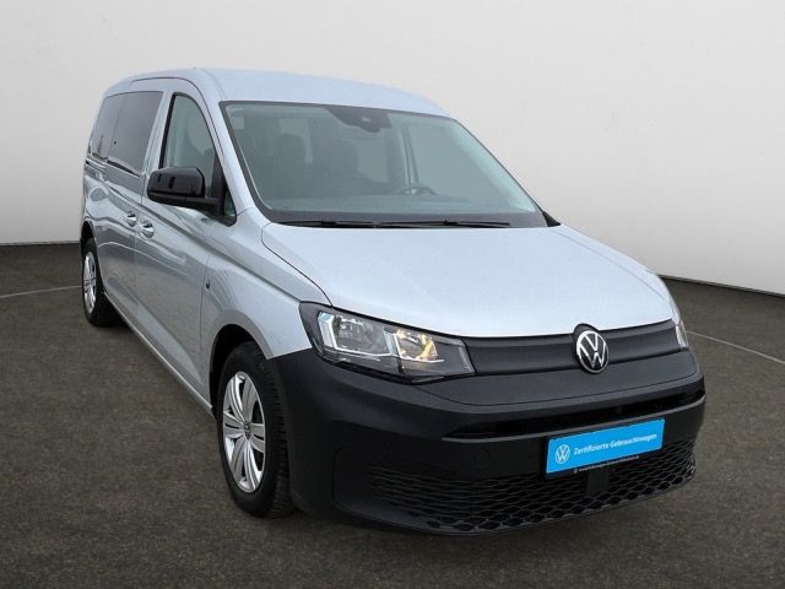 diagonal-frontansicht-aussen