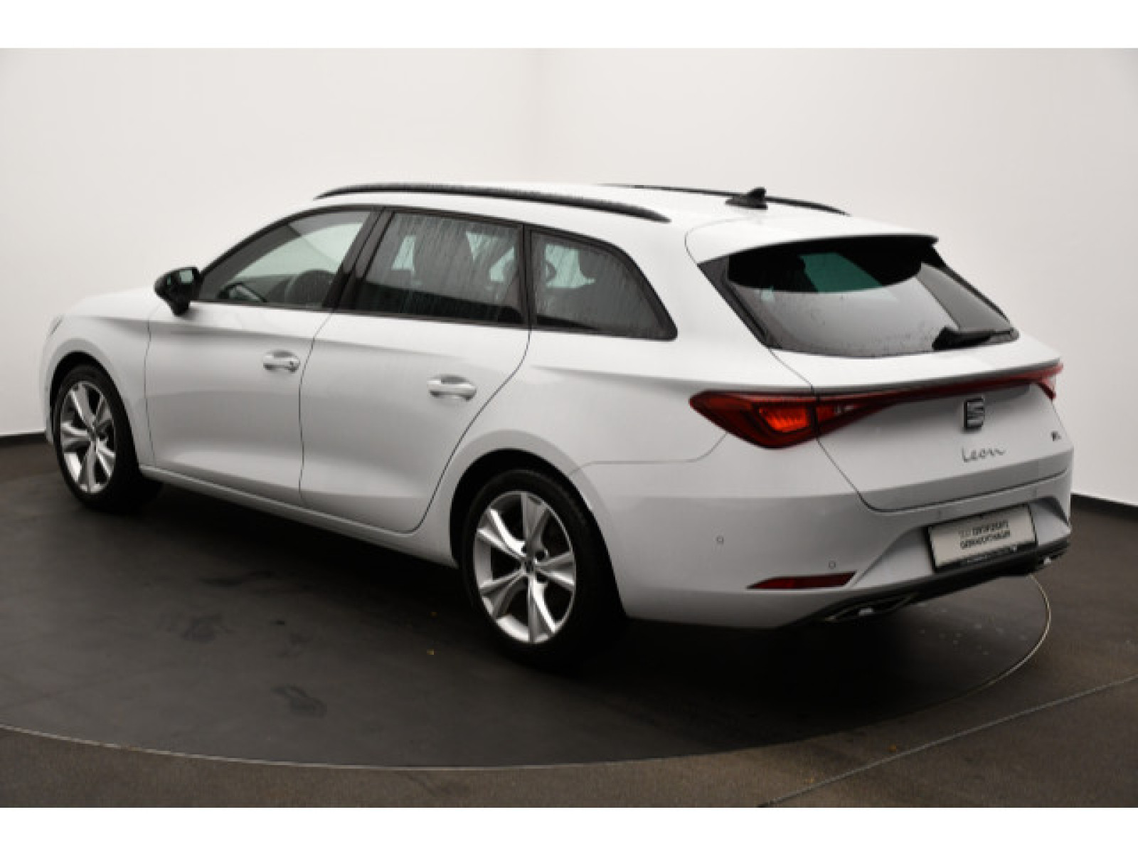 diagonalansicht-hinten-aussen