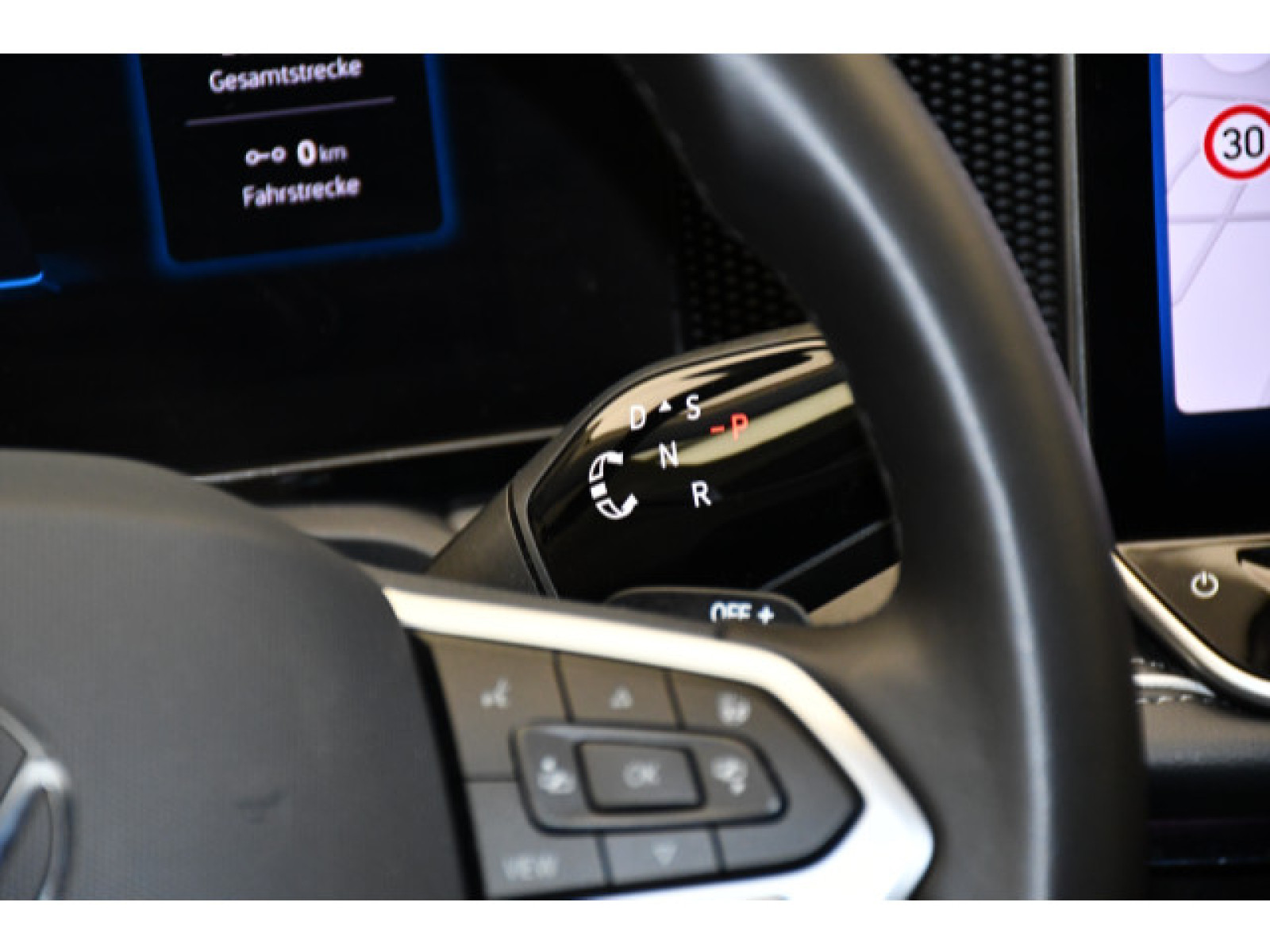 Volkswagen - Passat Variant_6