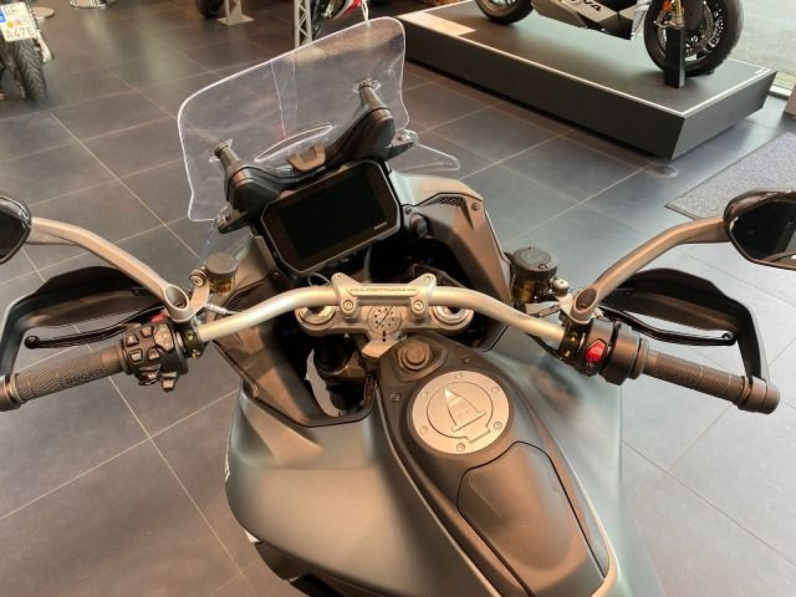 motor-aussen