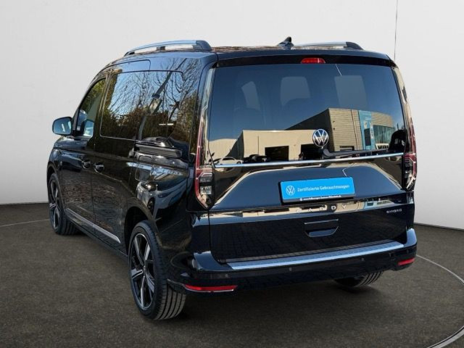 diagonalansicht-hinten-aussen