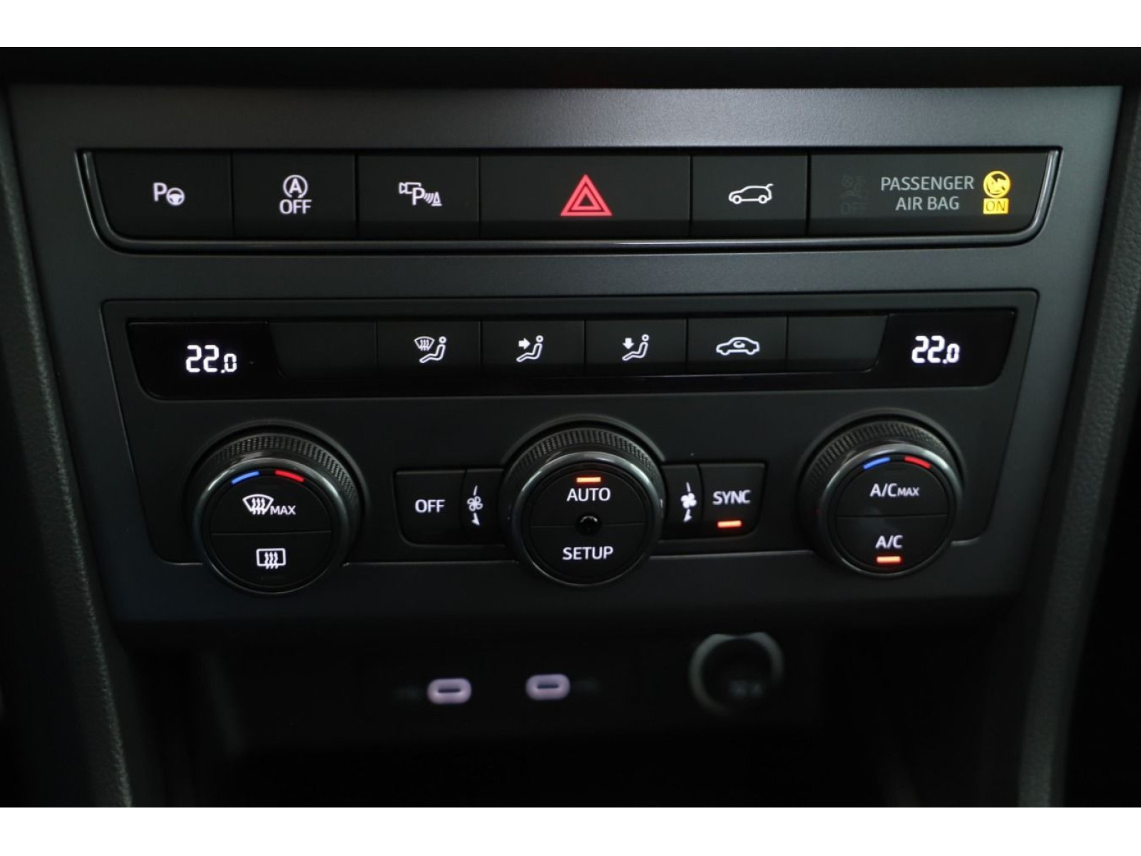 bedienungselemente-mitte-innen