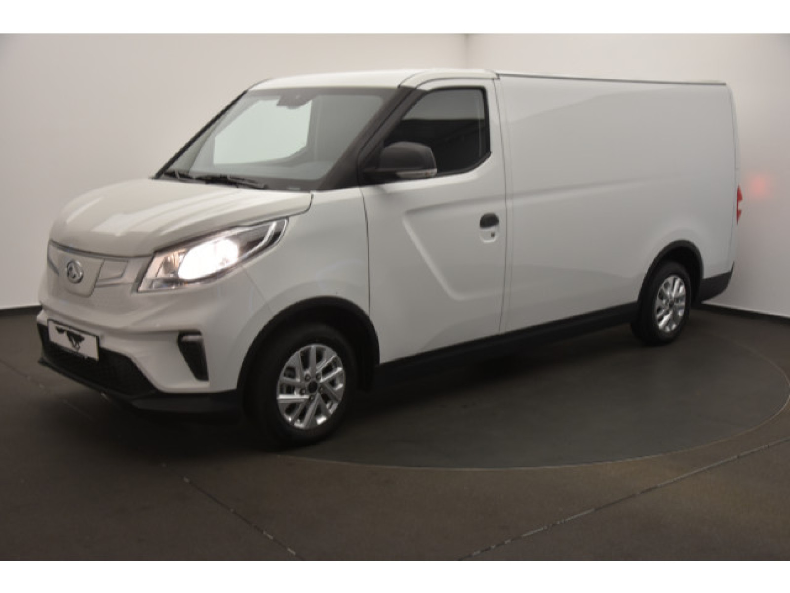 diagonal-frontansicht-aussen