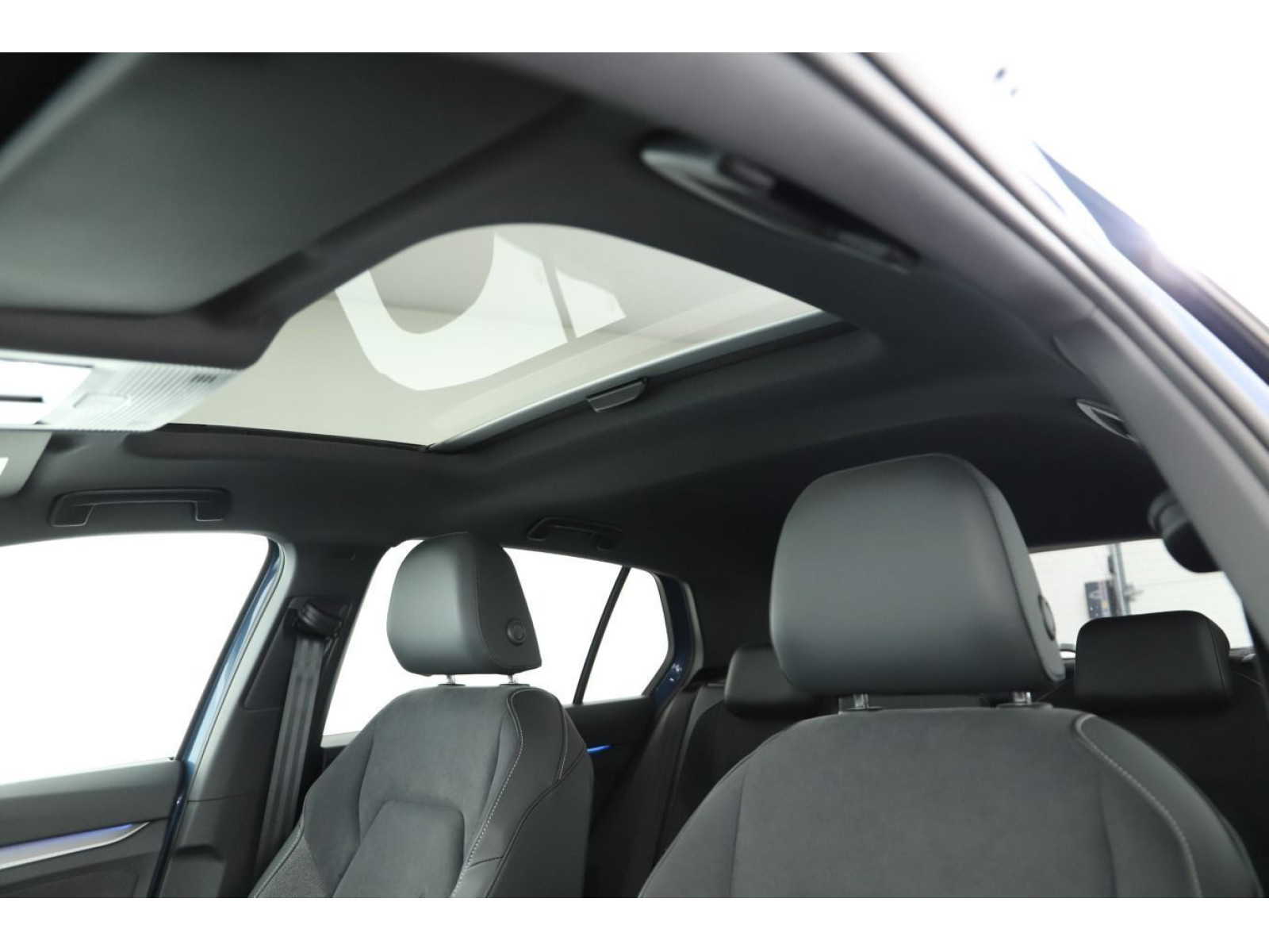Volkswagen - Golf_8