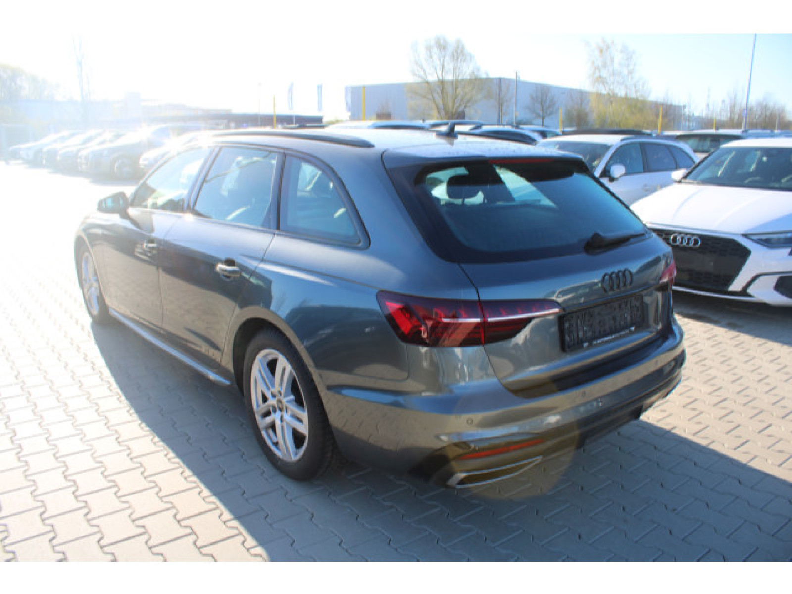 diagonalansicht-hinten-aussen