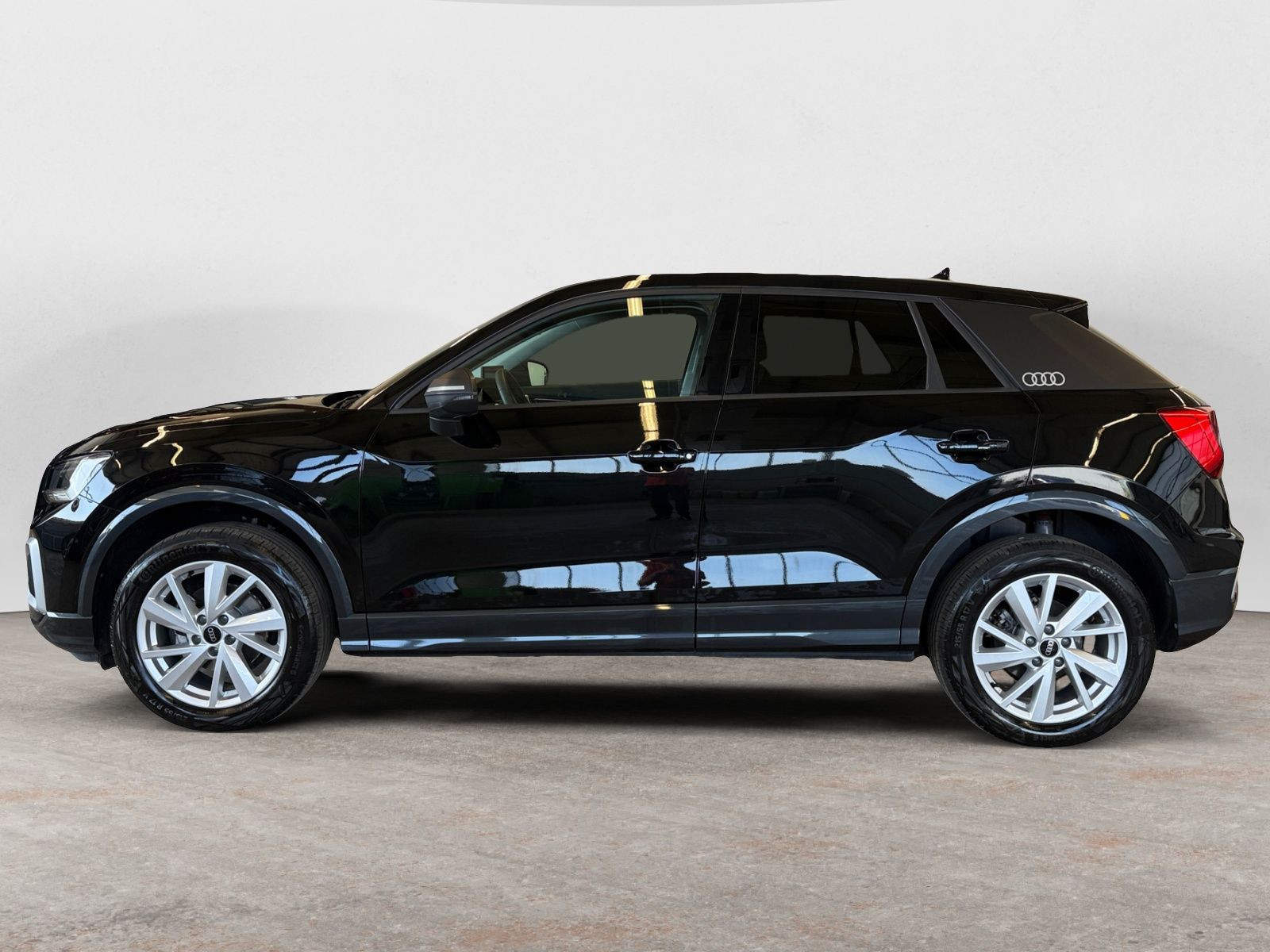 Audi - Q2_3