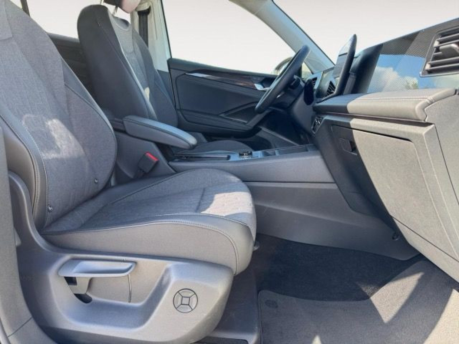 Volkswagen - Passat Variant_15