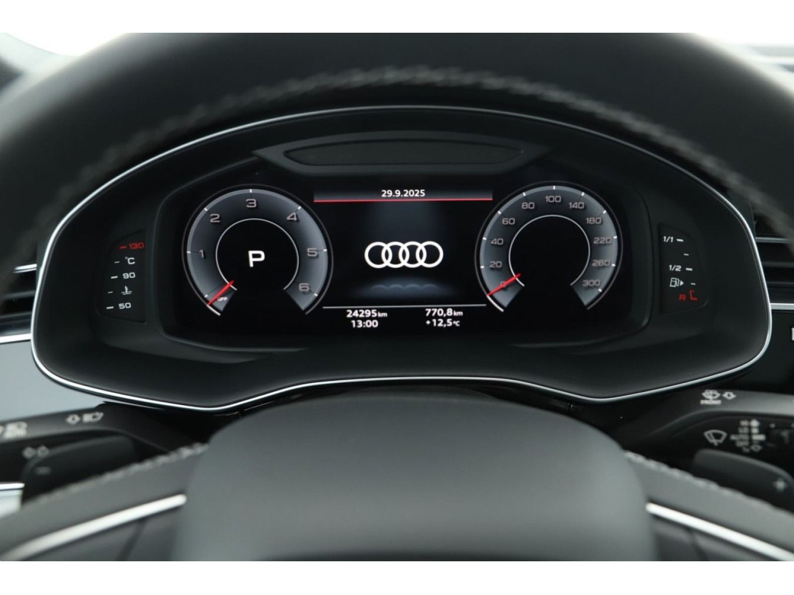 Audi - Q7_12 Audi - Q7_12