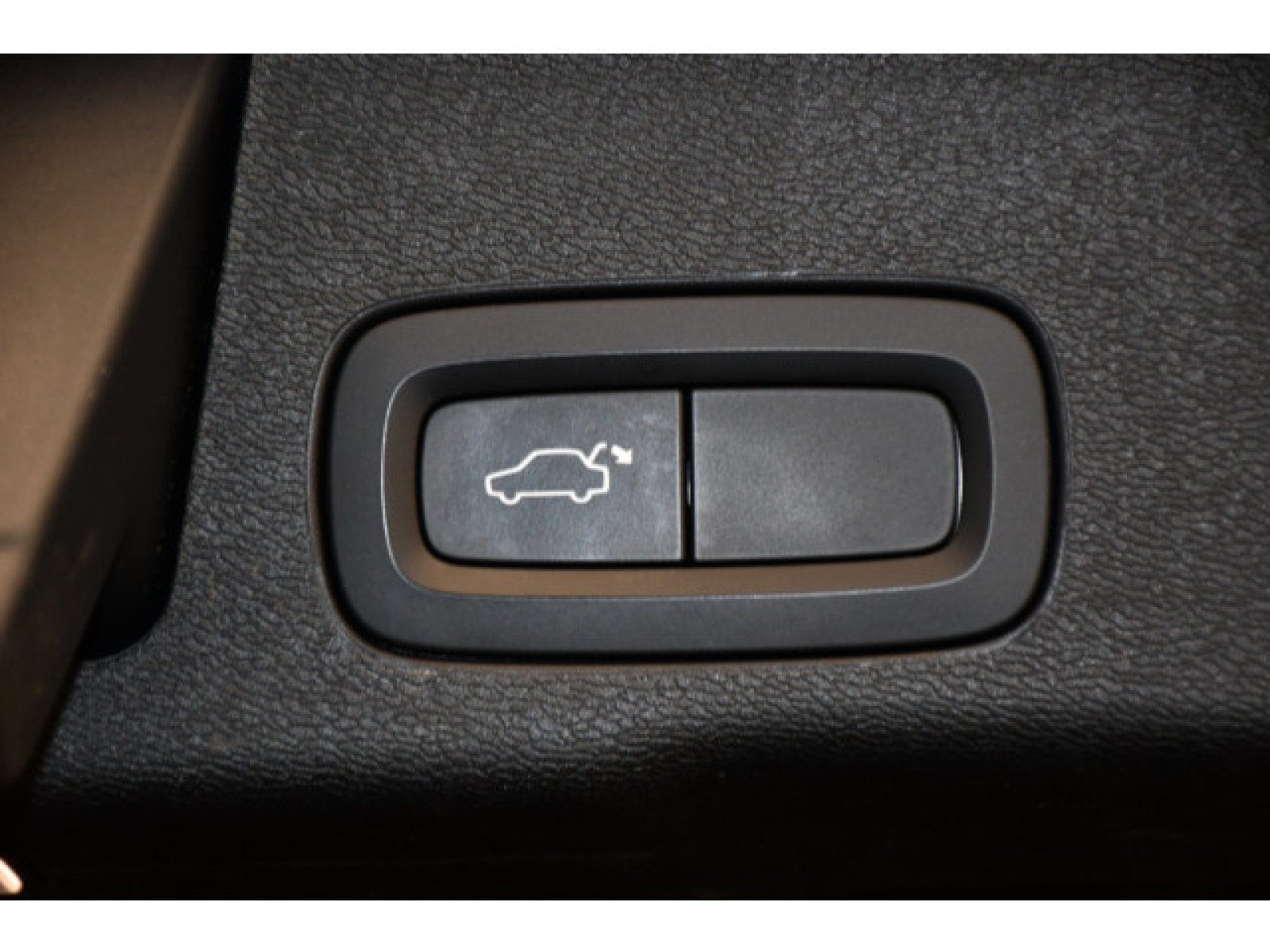Volvo - XC60_11