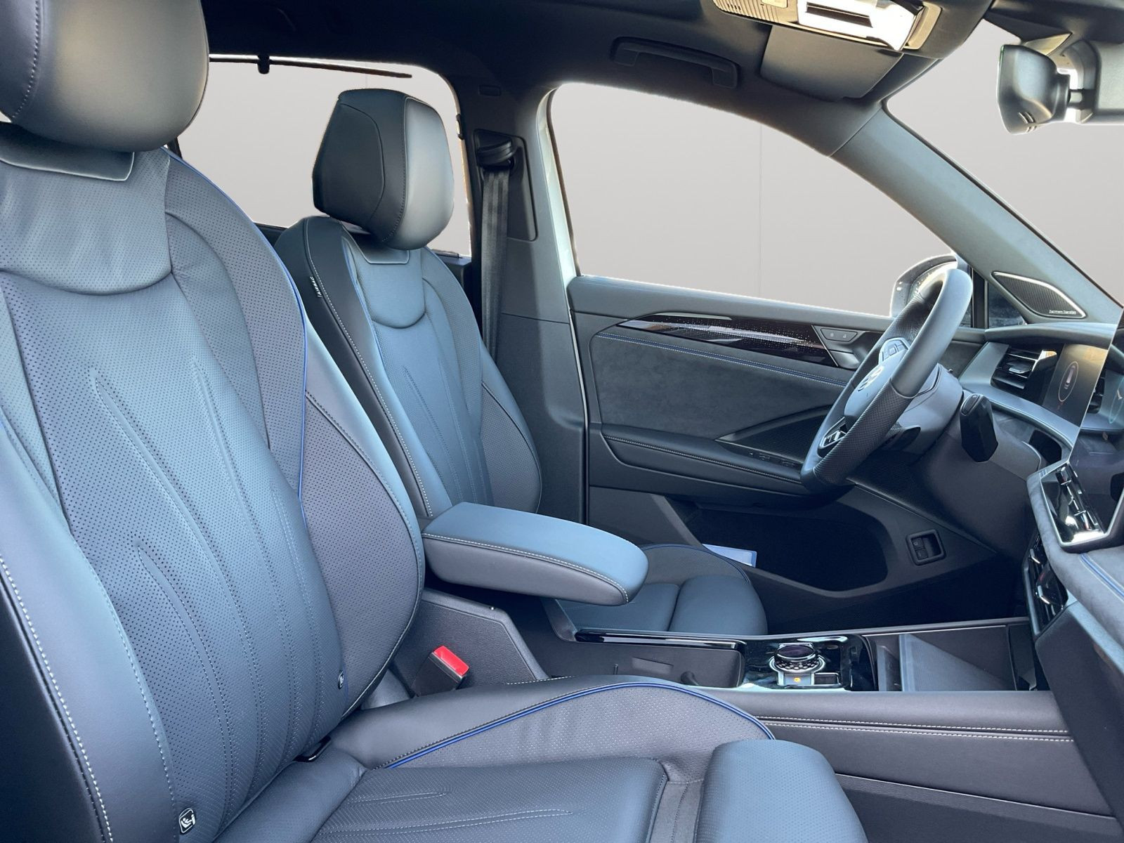 Volkswagen - Tayron_15