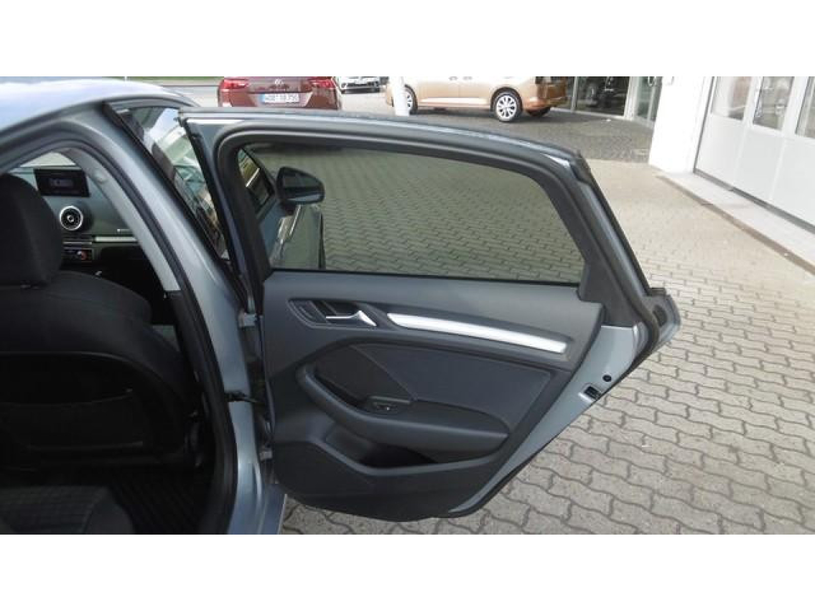 Audi - A3 Limousine_18