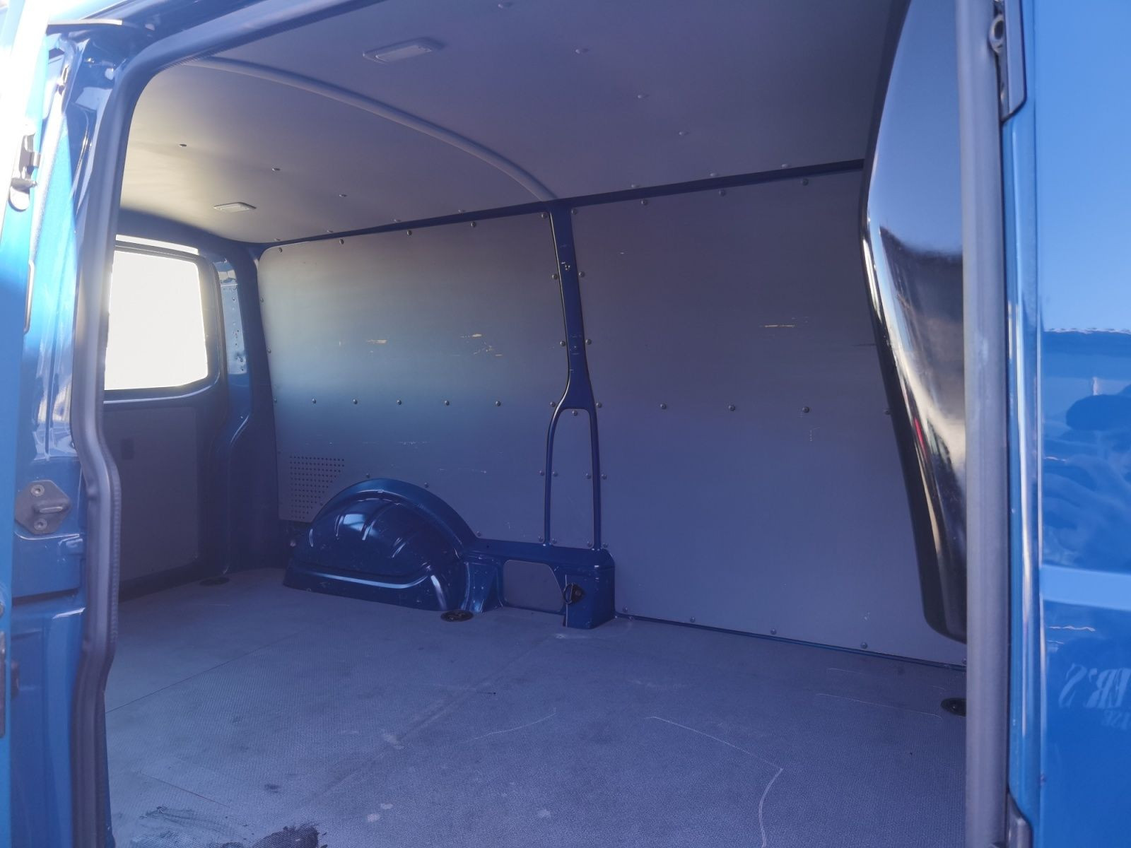 Volkswagen - T6.1 Transporter_14