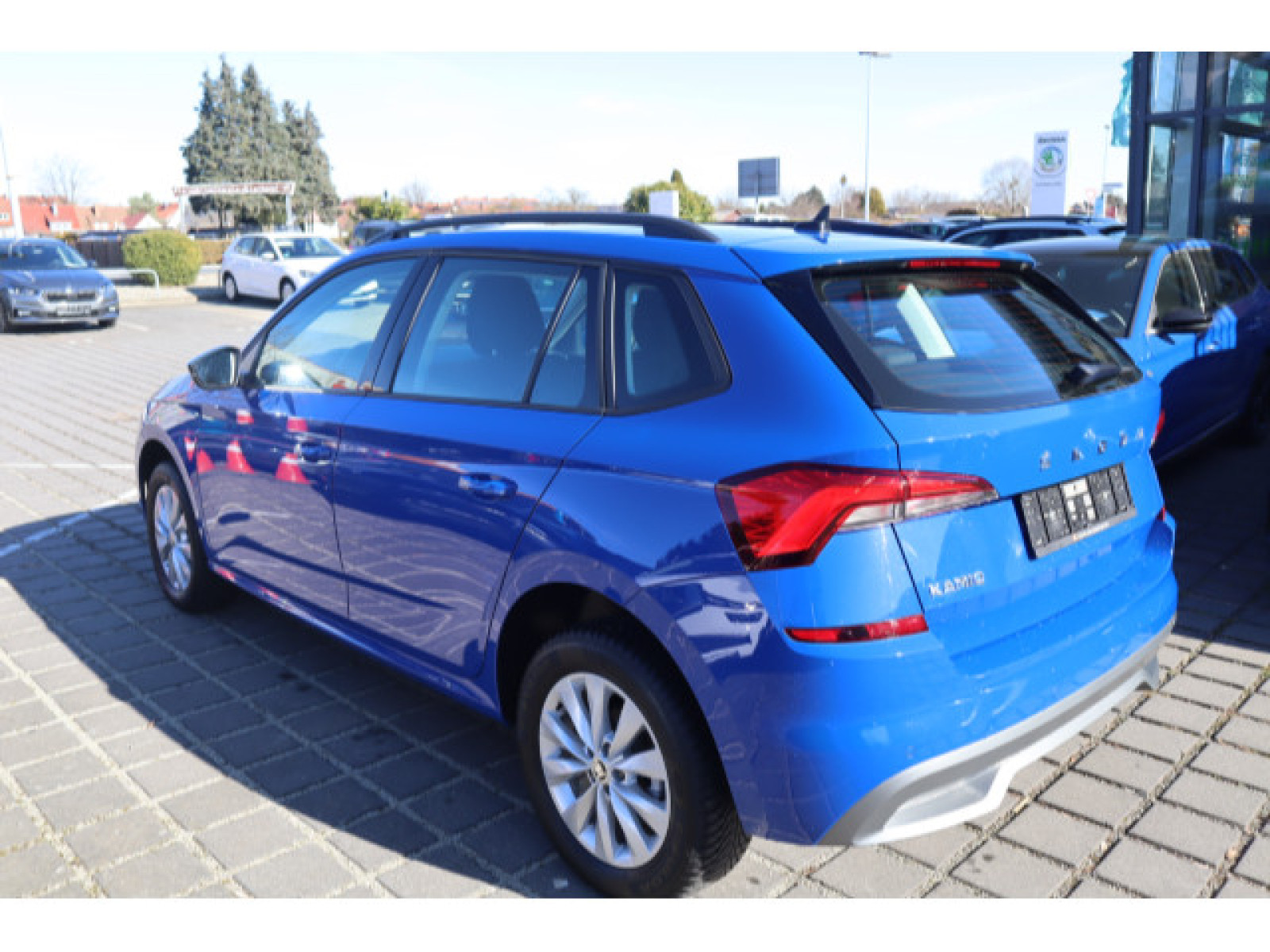 diagonalansicht-hinten-aussen