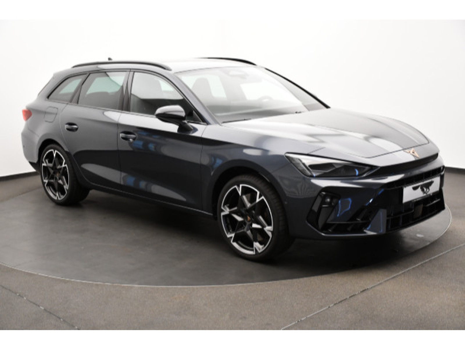 diagonal-frontansicht-aussen