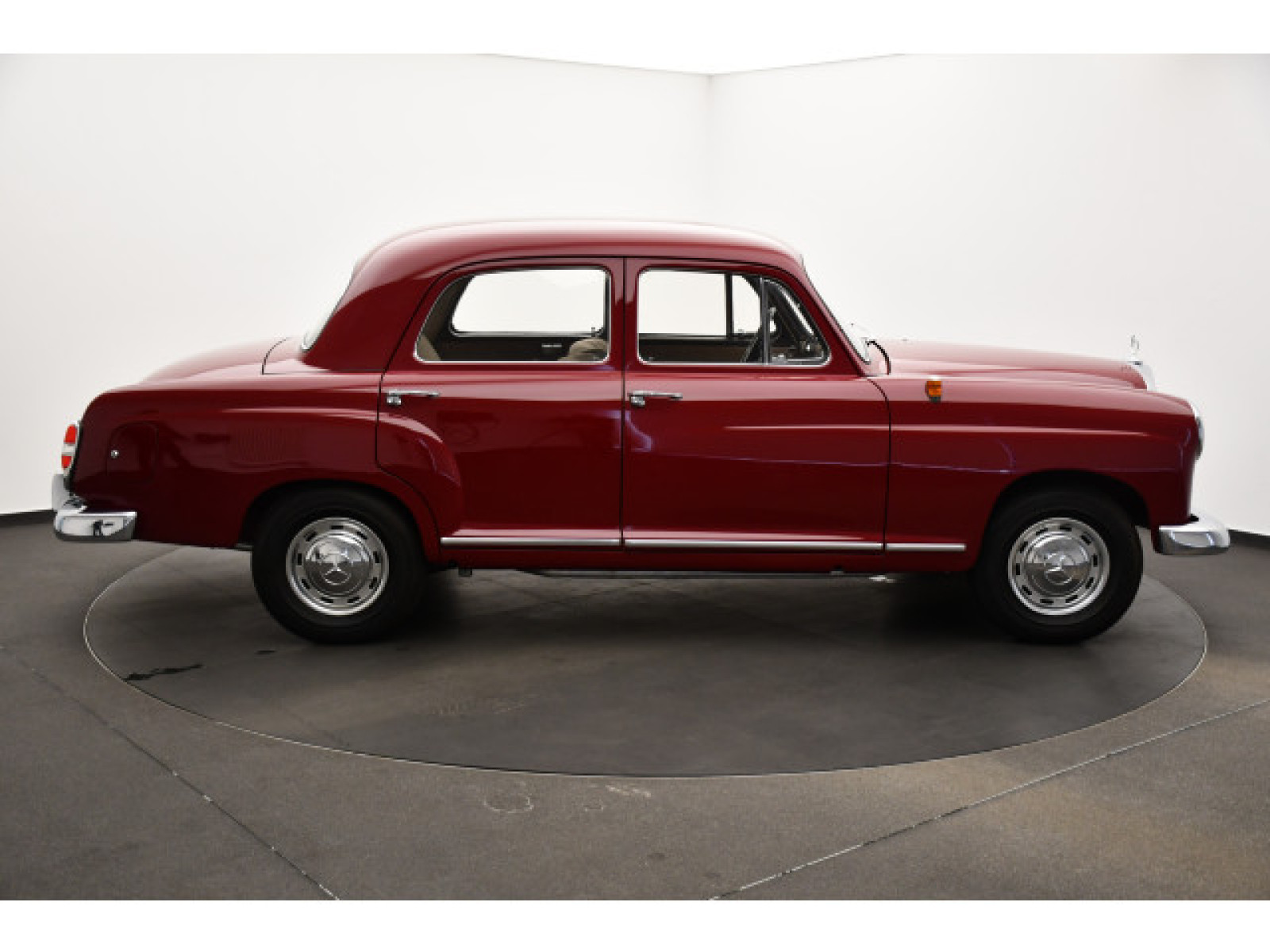 Mercedes-Benz - 190_24