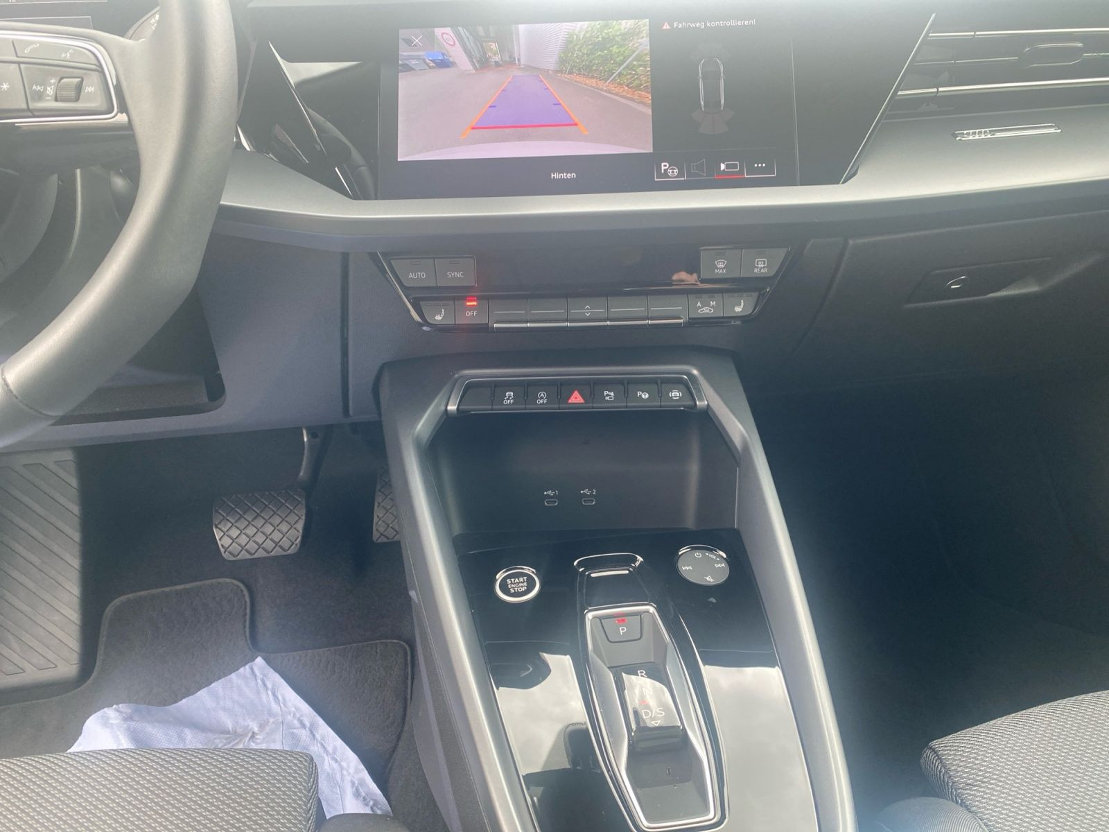 Audi - A3_13