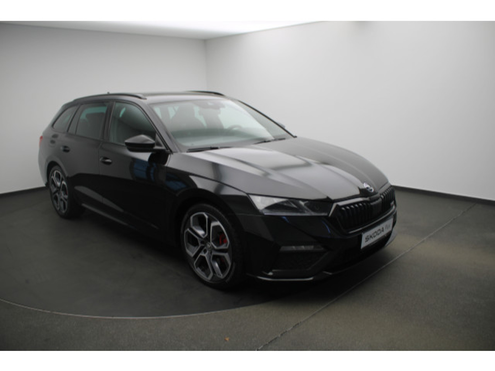 diagonal-frontansicht-aussen