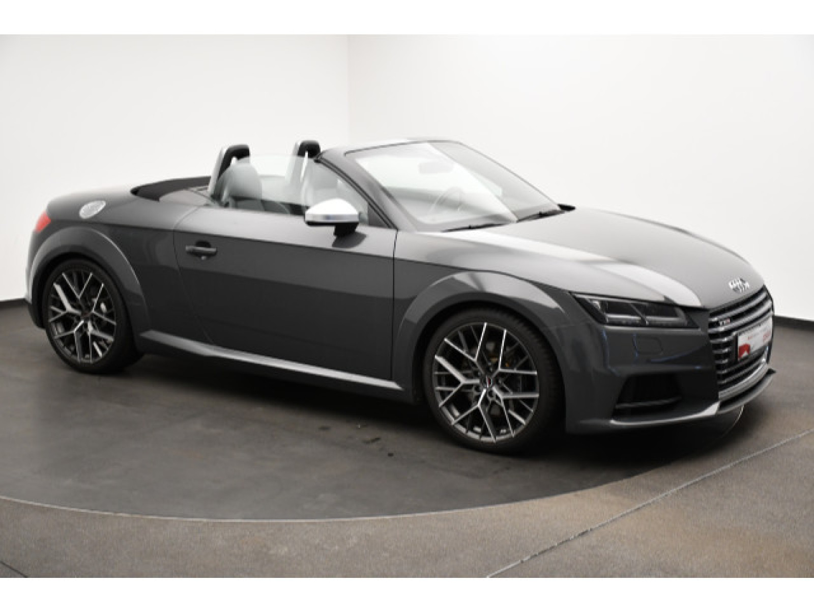 diagonal-frontansicht-aussen