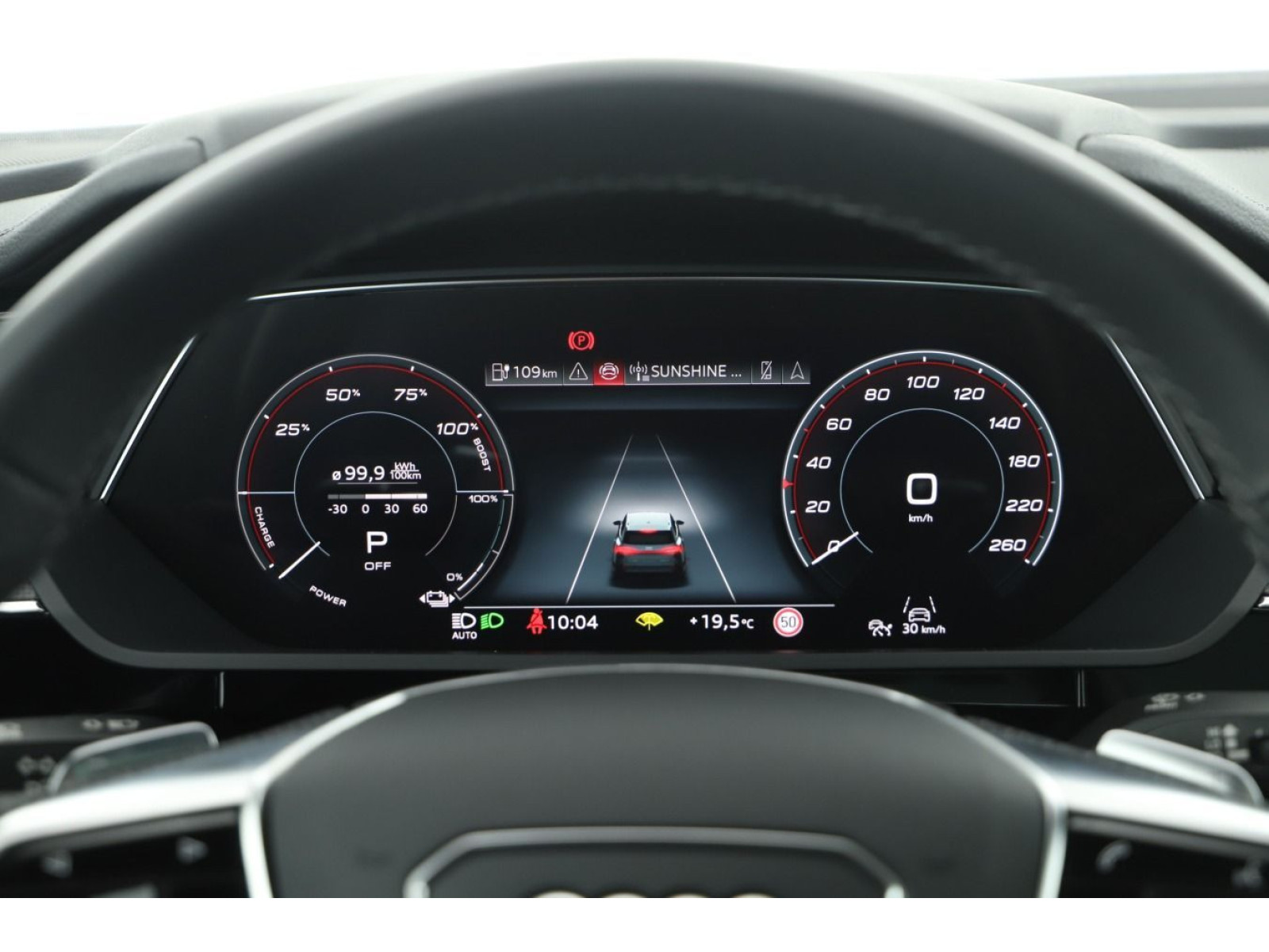 Audi - SQ8 e-tron_12