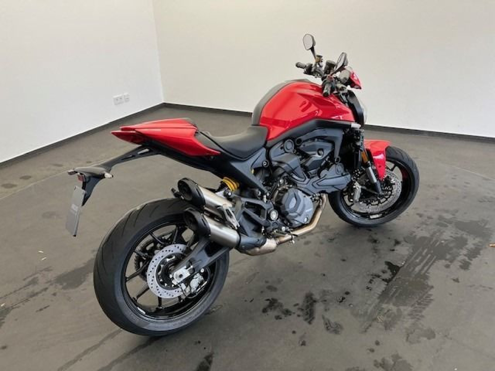 Ducati - Monster +_3 Ducati - Monster +_3