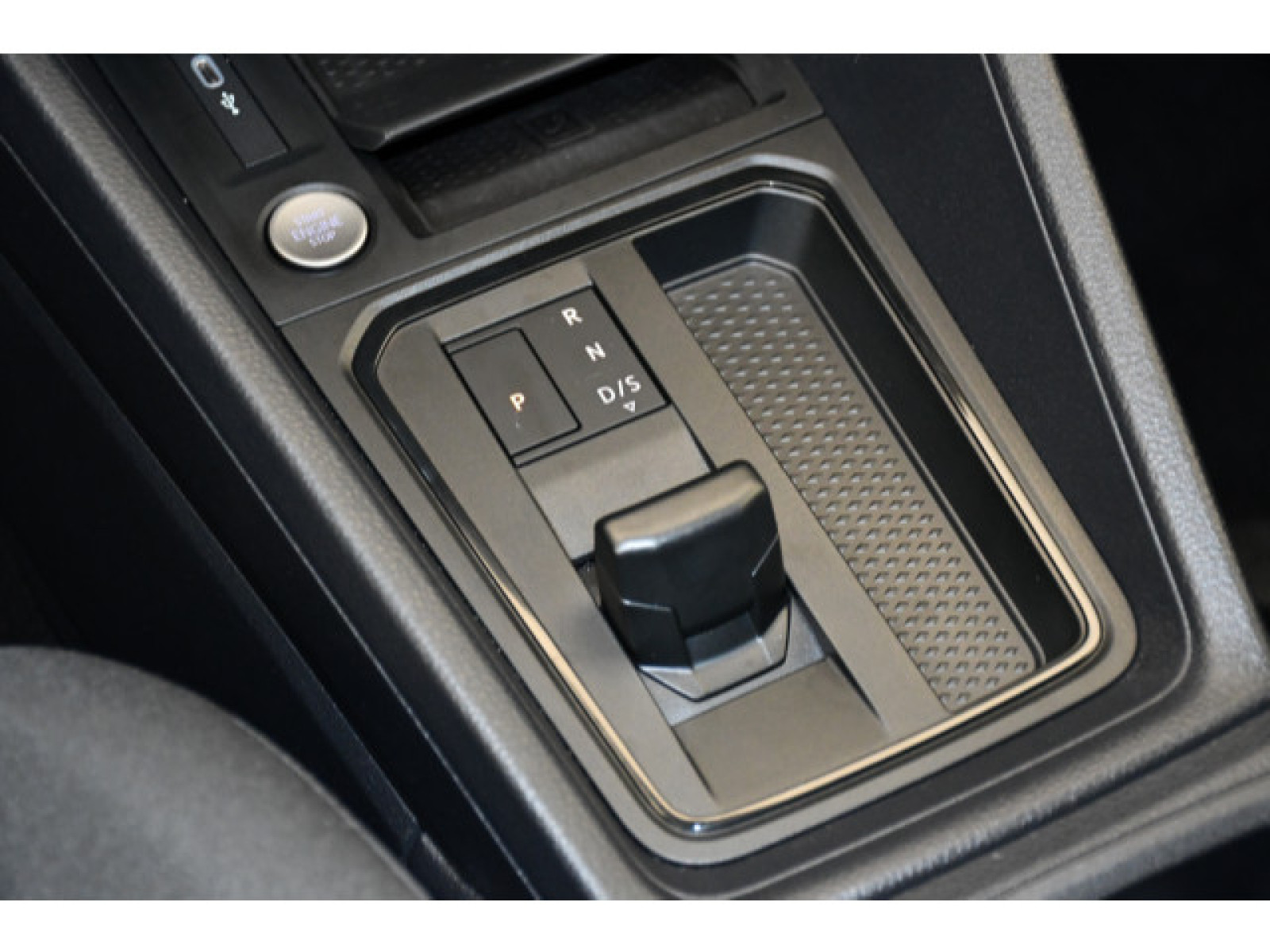 Volkswagen - Caddy_7