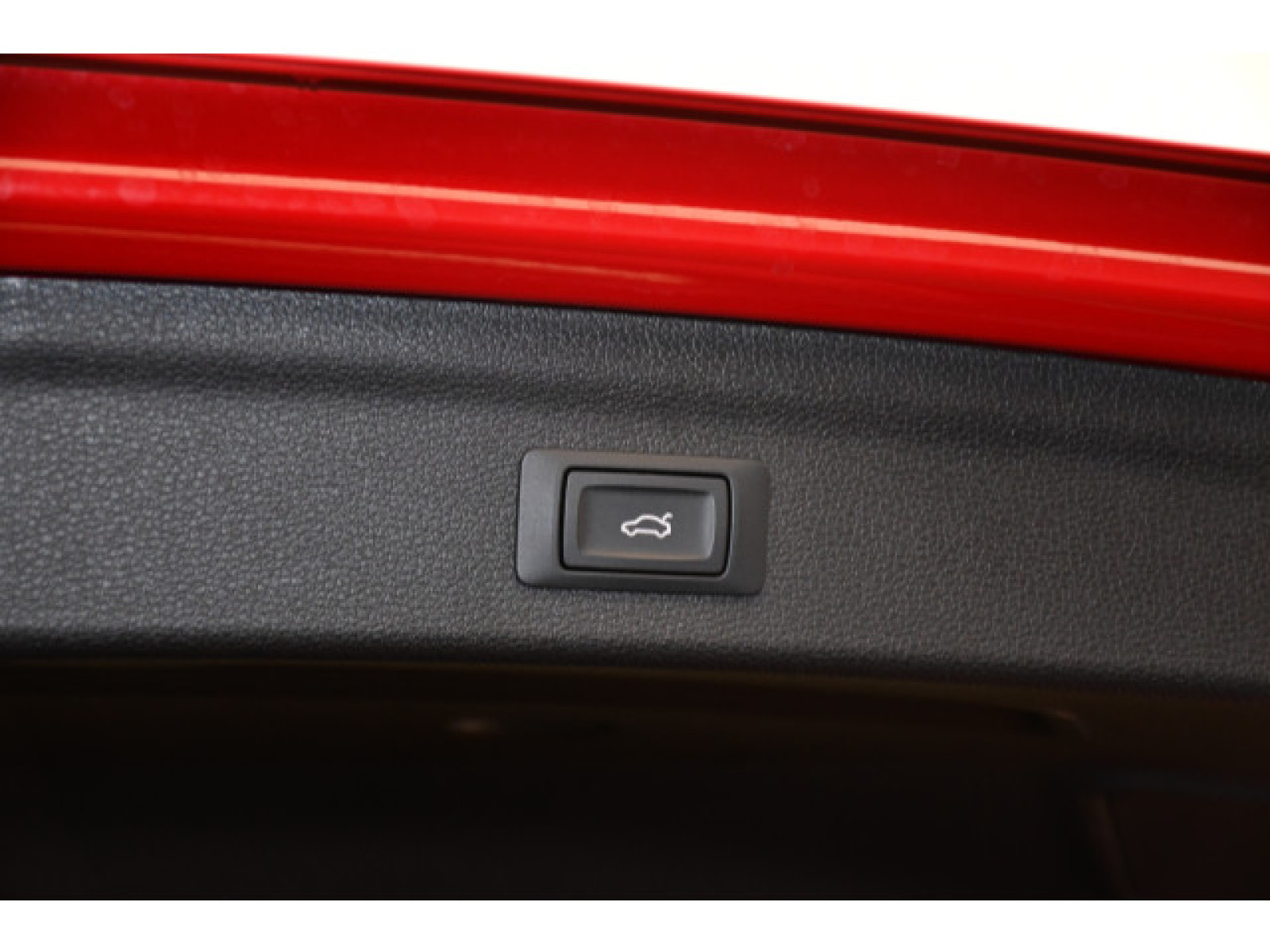 Audi - Q3_11