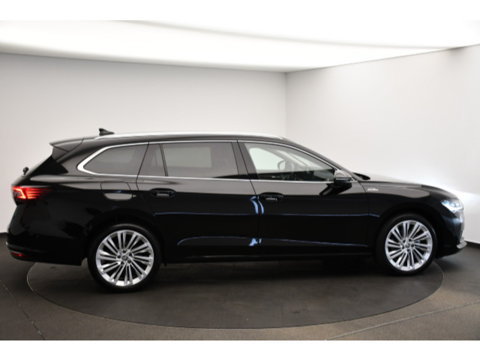 Škoda - Superb_18