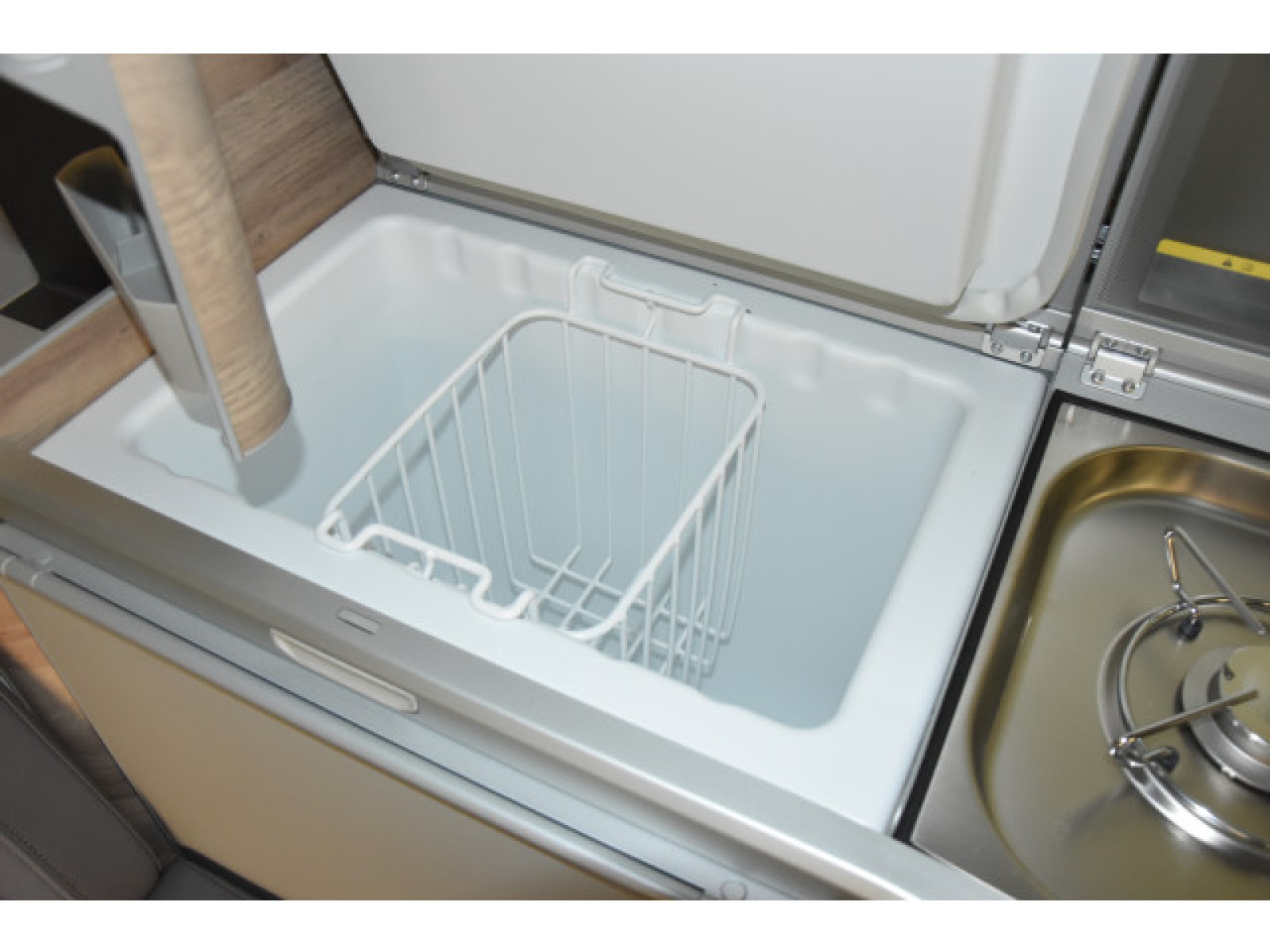 Volkswagen - T6.1 California_11