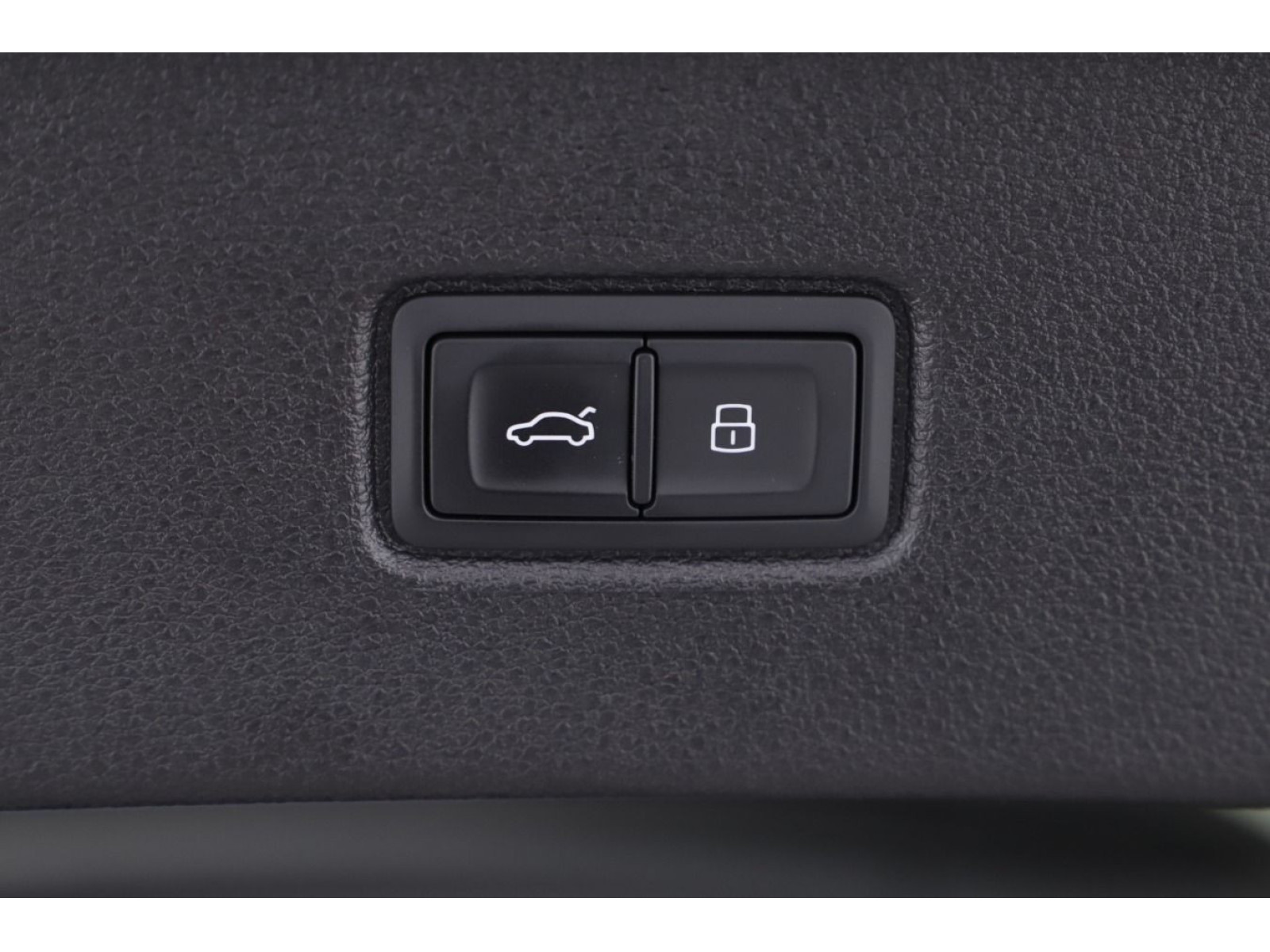 Audi - Q7_19 Audi - Q7_19