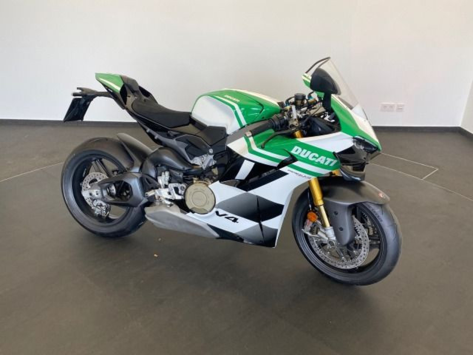 Ducati - Panigale V4_2