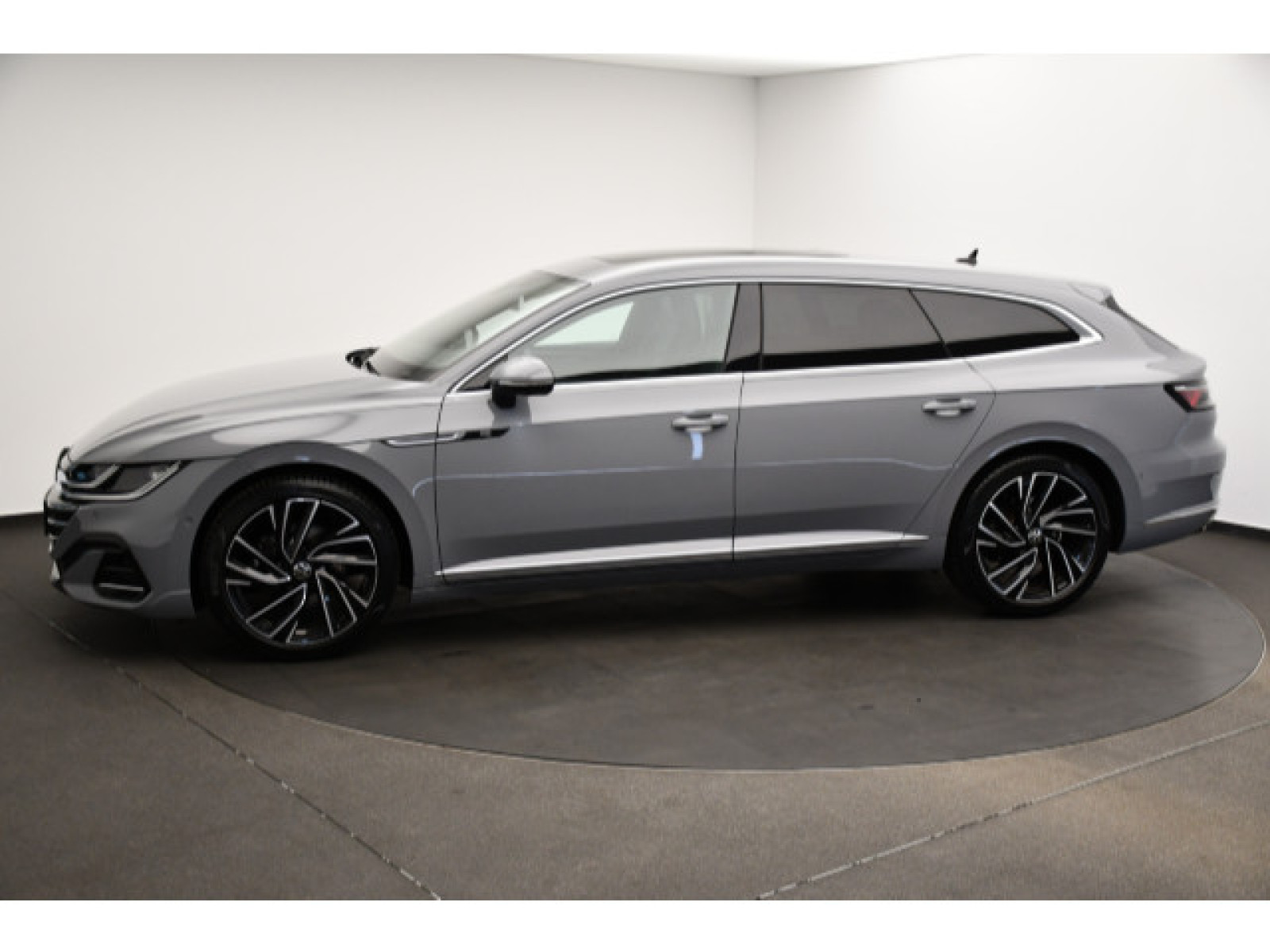 Volkswagen - Arteon Shooting Brake_18