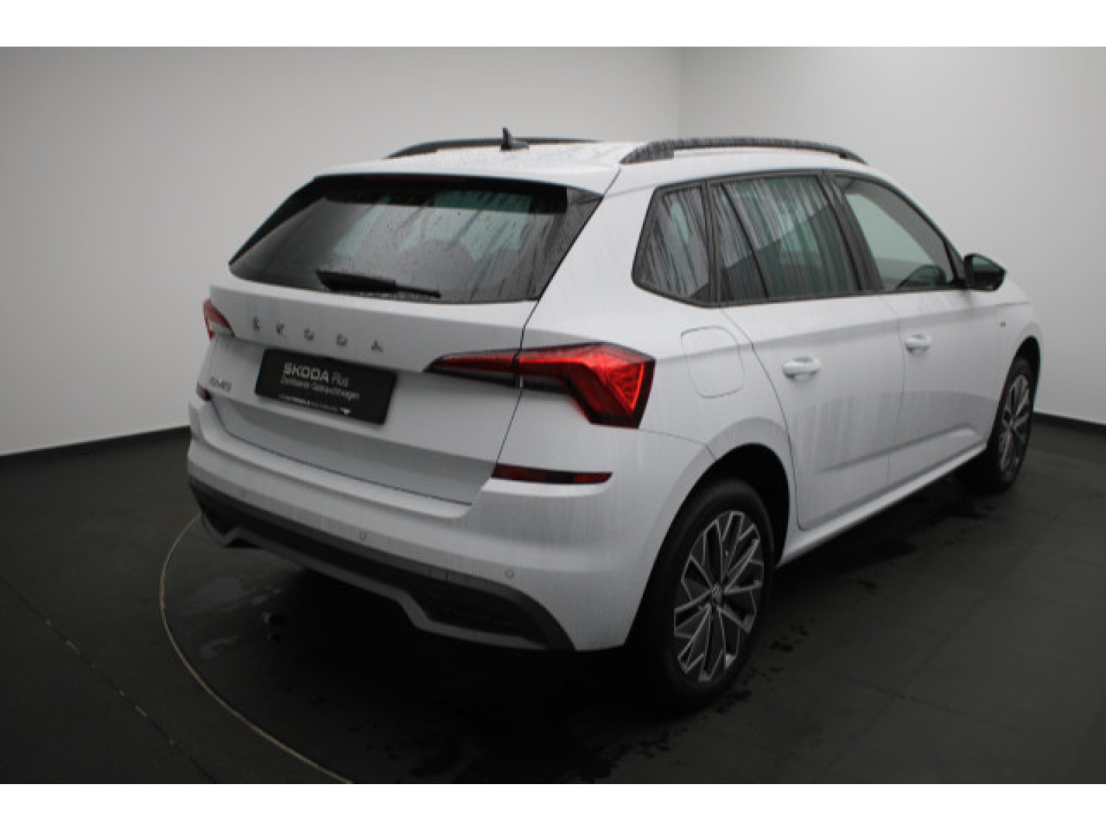 diagonalansicht-hinten-aussen