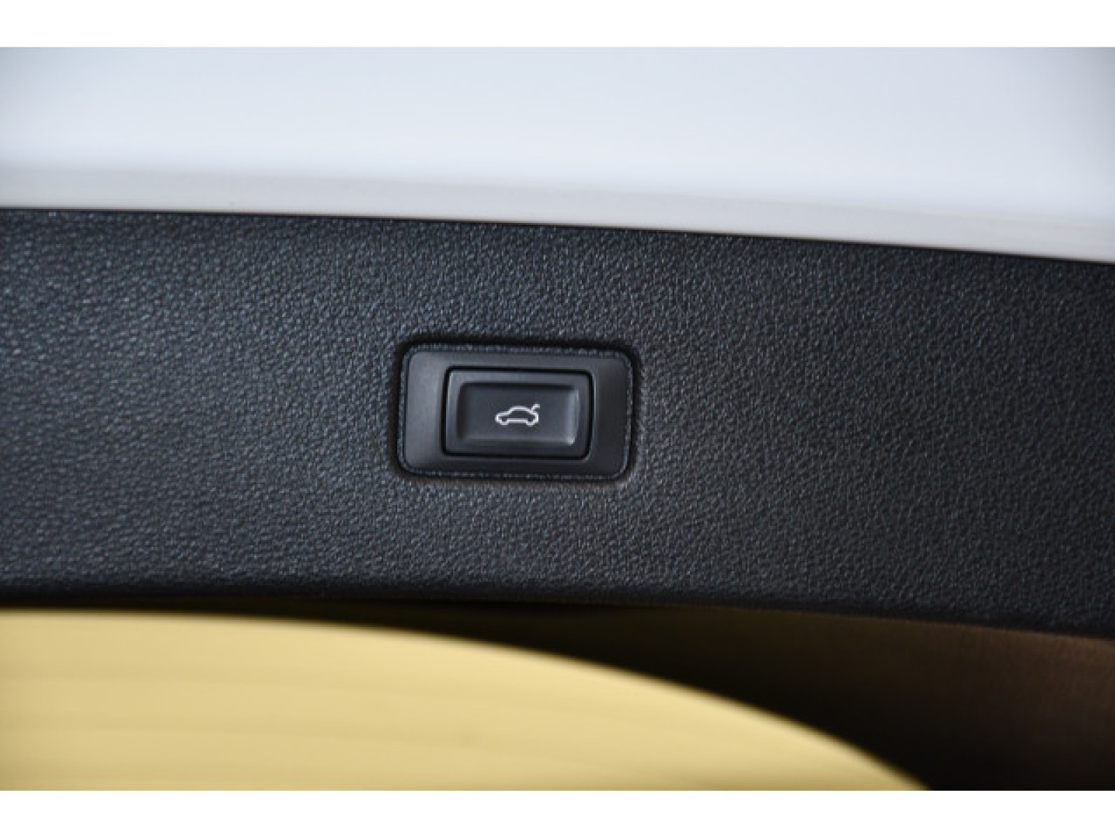 Audi - Q7_12 Audi - Q7_12