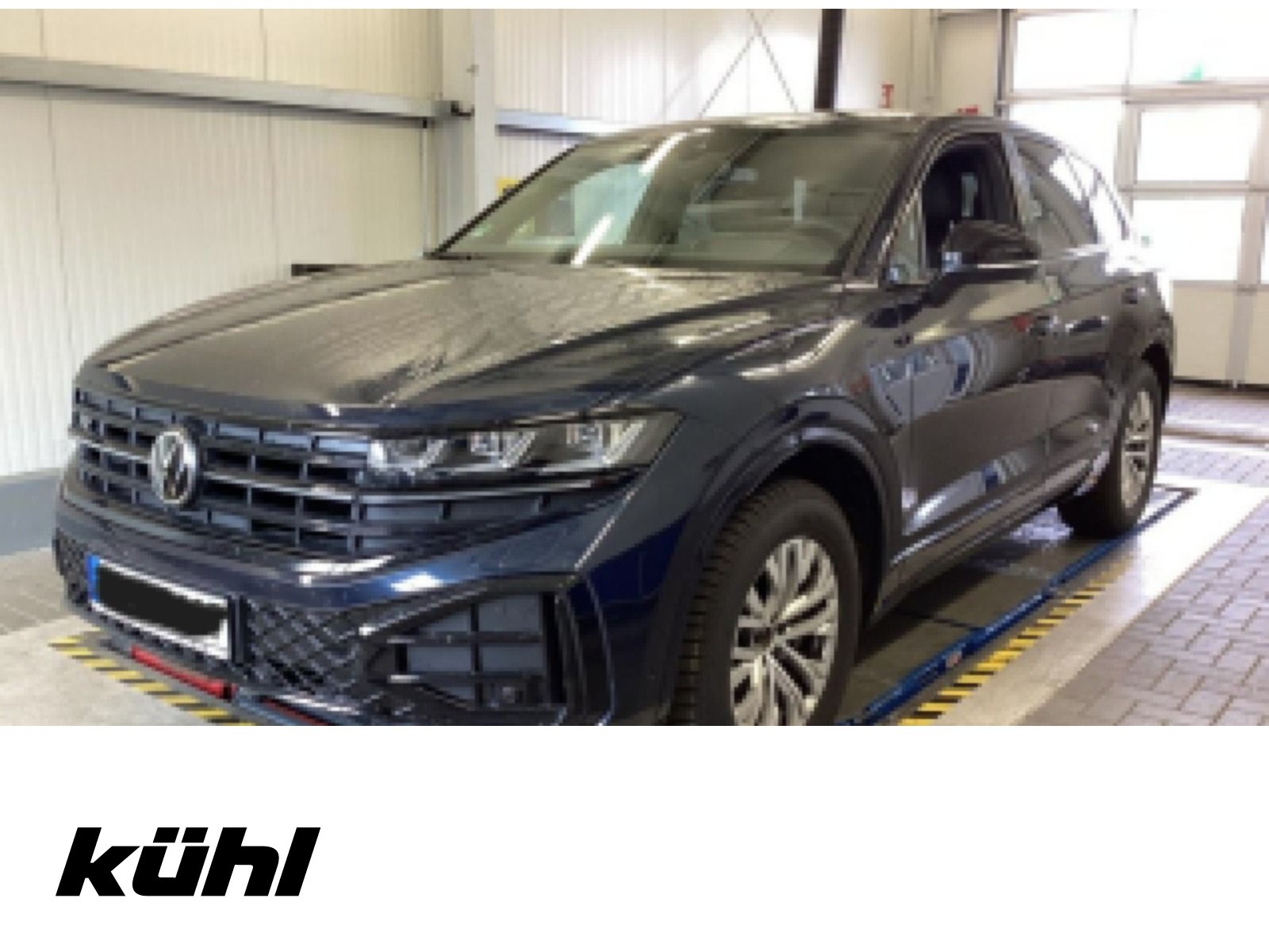 Touareg 3.0 TDI 4M Tip. R-Line IQ.Light ACC HuD Standhzg. Kamera App AHK