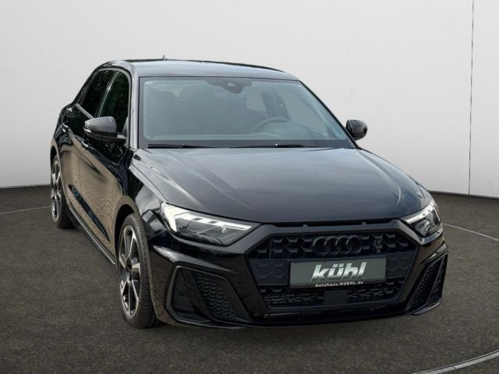 diagonal-frontansicht-aussen diagonal-frontansicht-aussen