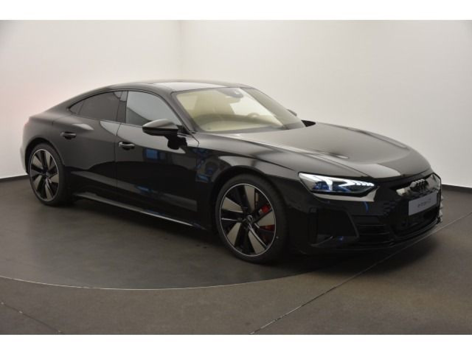 diagonal-frontansicht-aussen diagonal-frontansicht-aussen