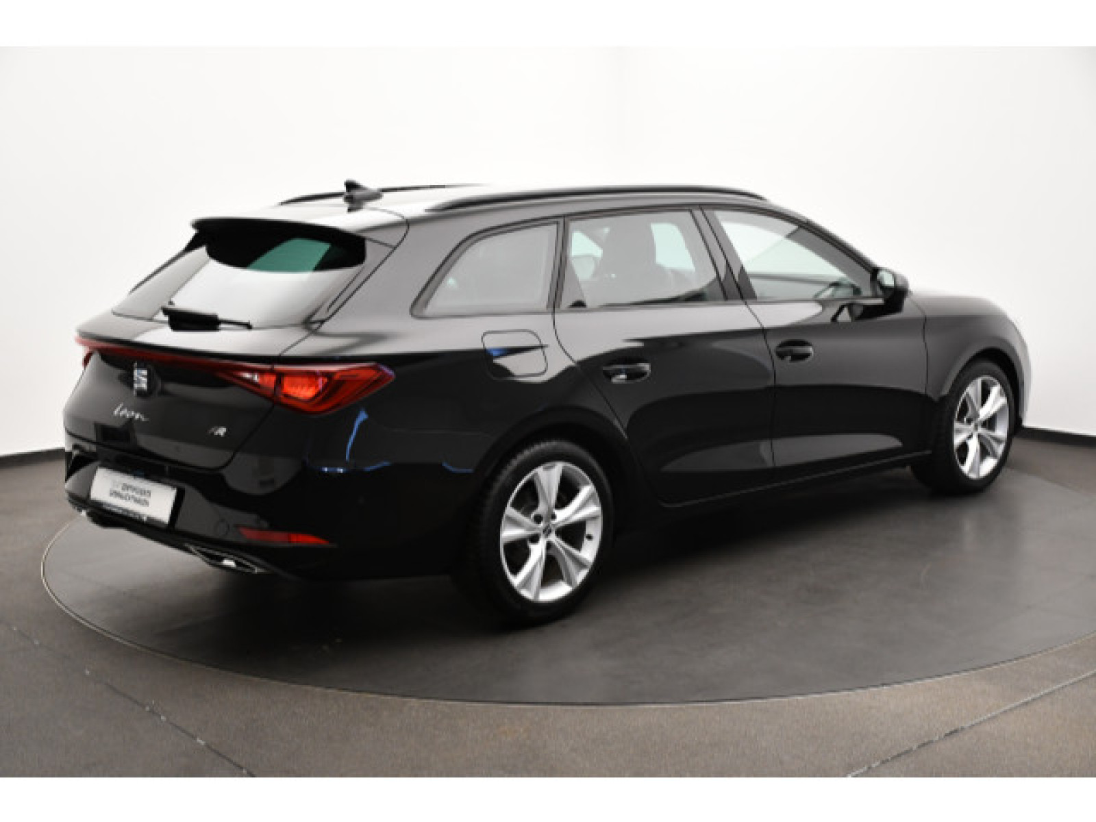 diagonalansicht-hinten-aussen