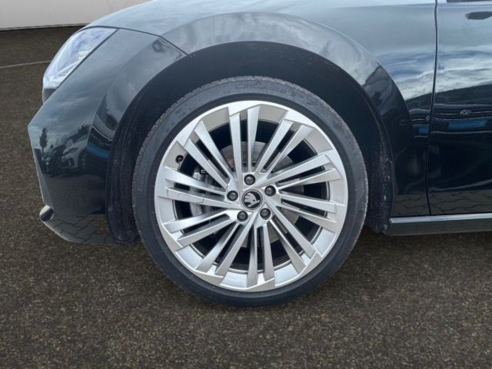 Škoda - Superb_13