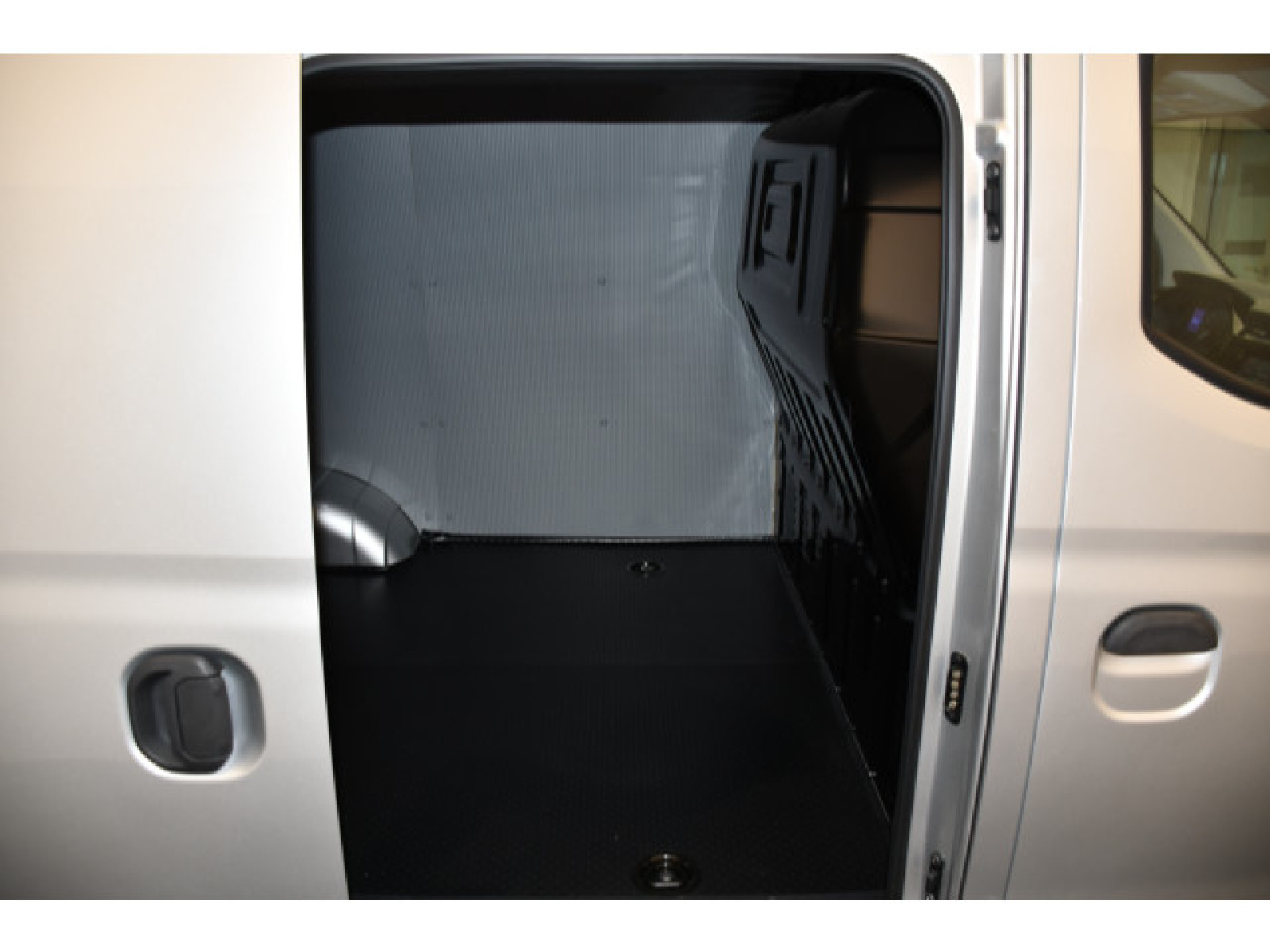 Maxus - eDELIVER 3_10