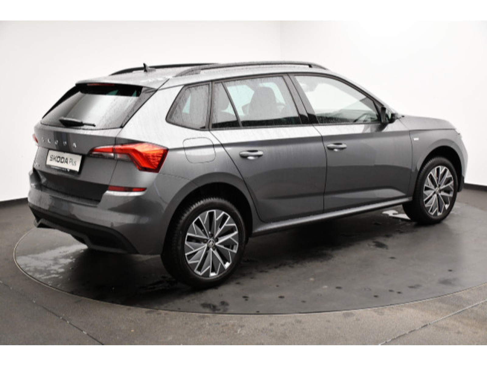 diagonalansicht-hinten-aussen