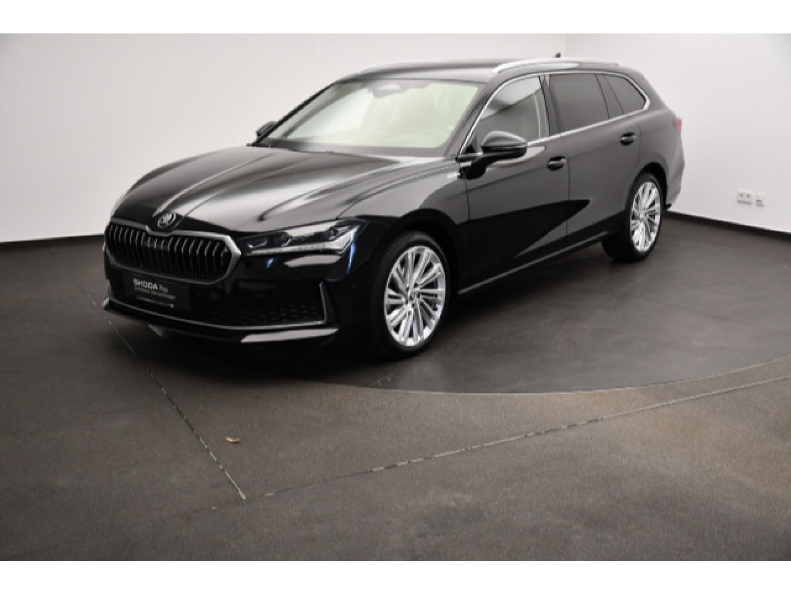 Škoda - Superb_1