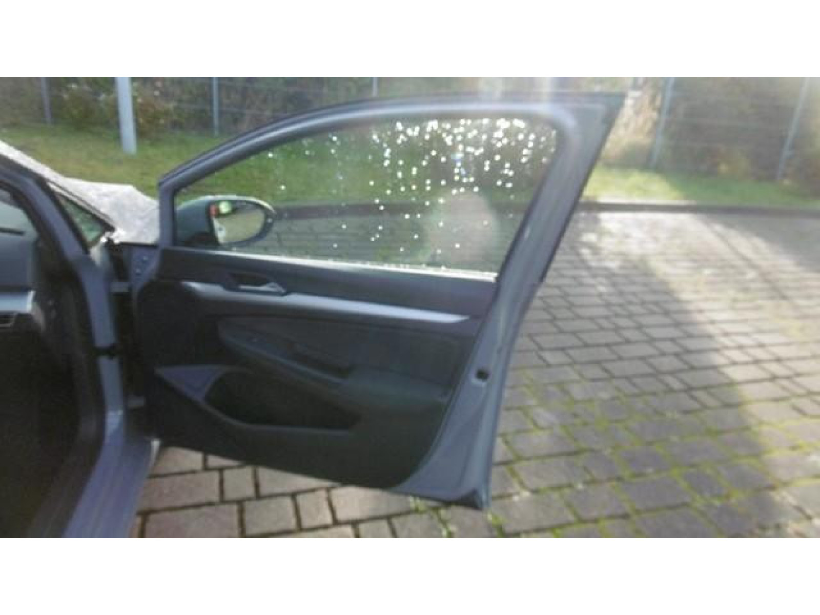 Volkswagen - Golf_17