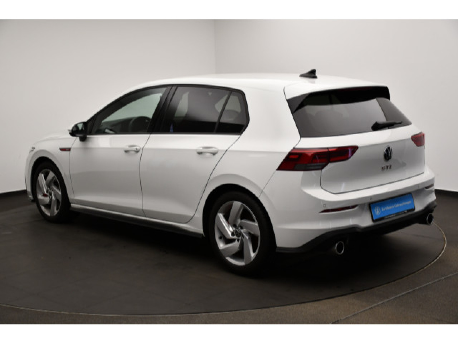 diagonalansicht-hinten-aussen