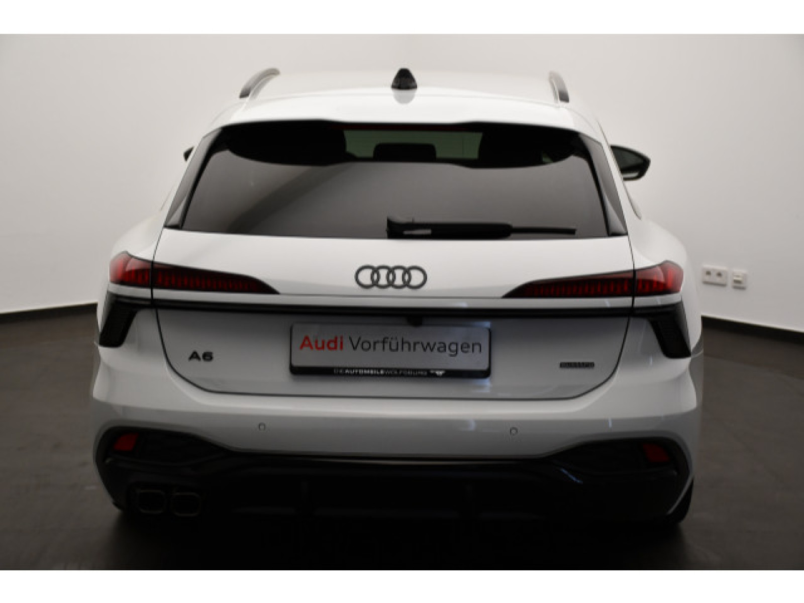 heckansicht-aussen heckansicht-aussen