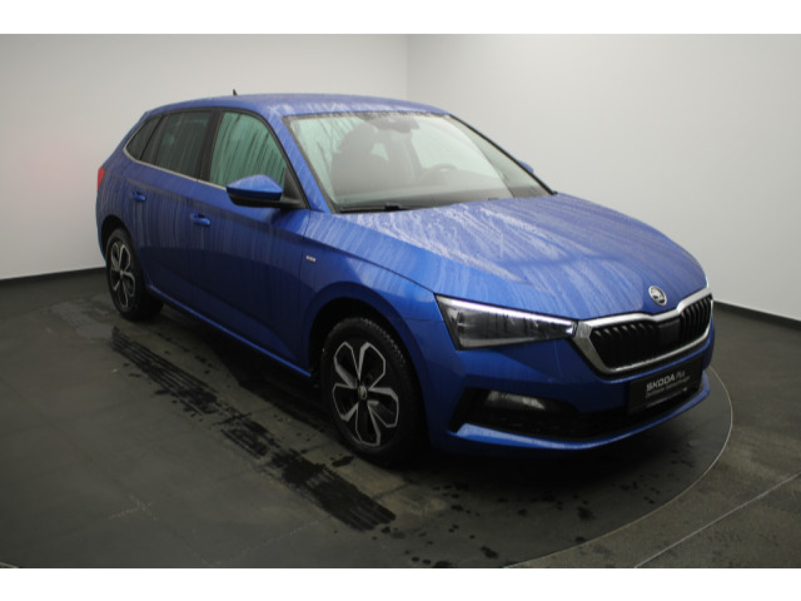 diagonal-frontansicht-aussen