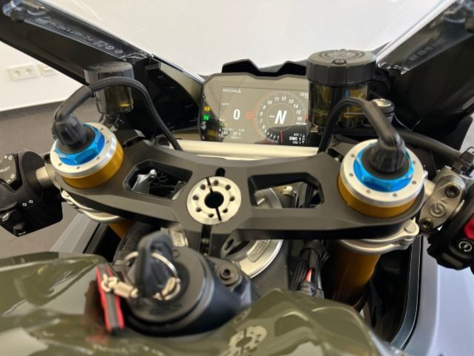 motor-aussen