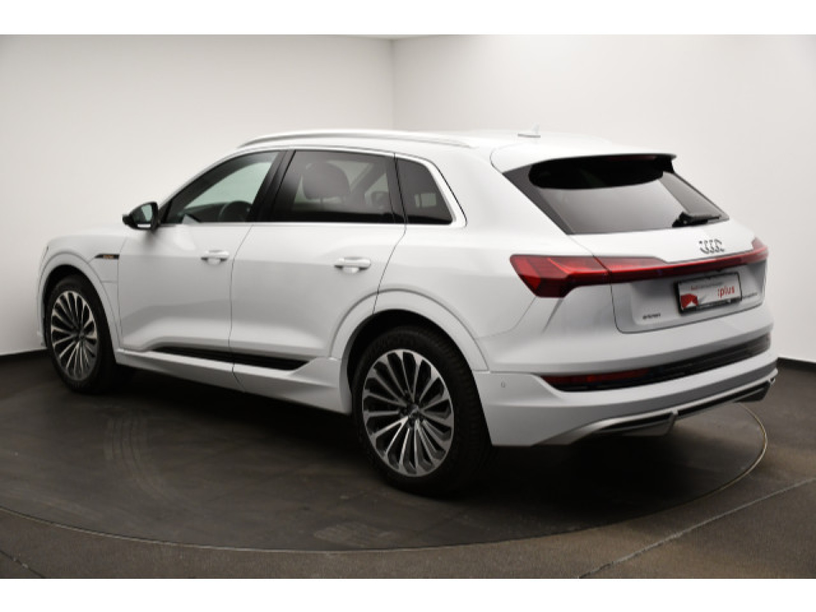 diagonalansicht-hinten-aussen