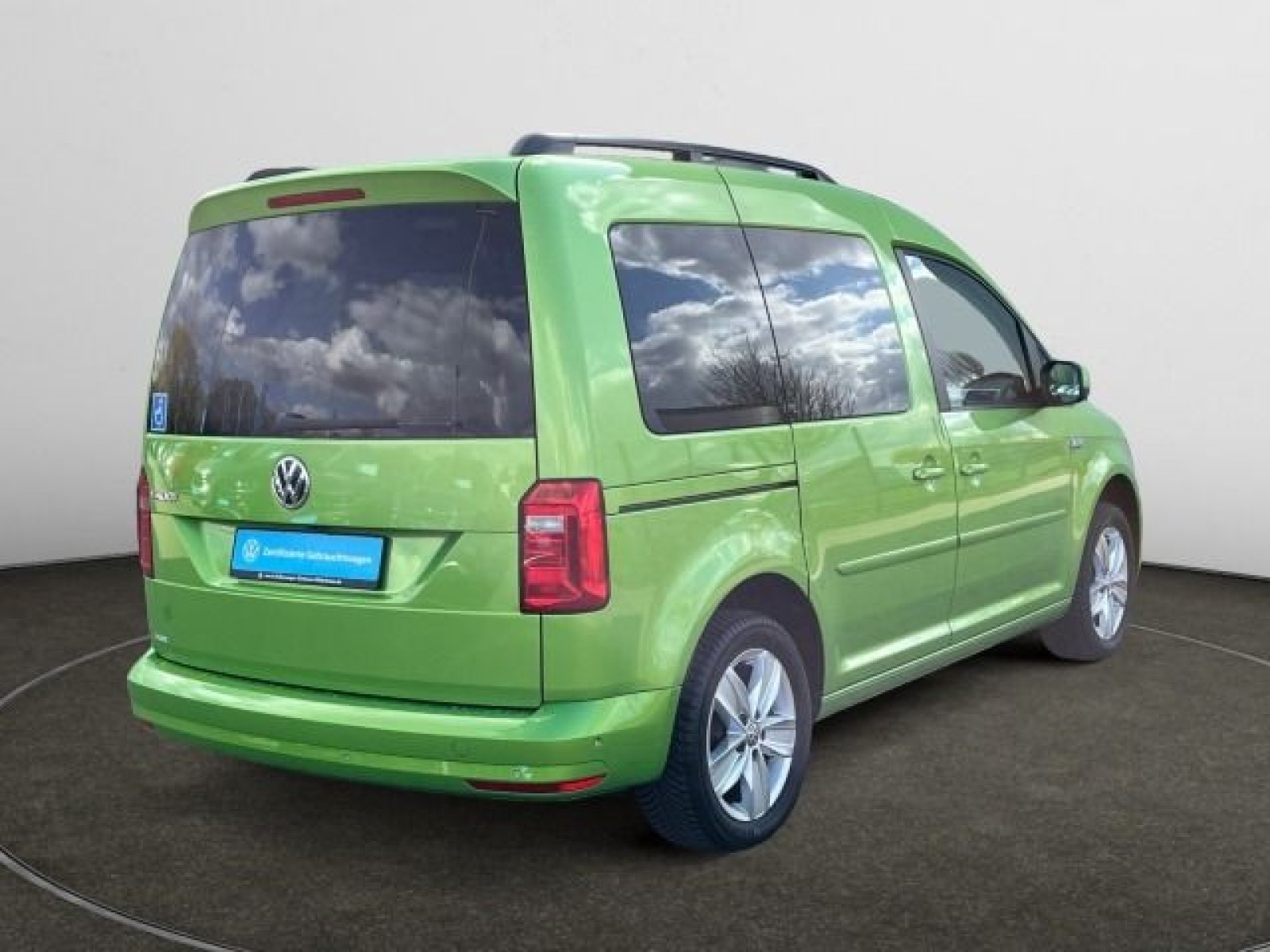 Volkswagen - Caddy_6