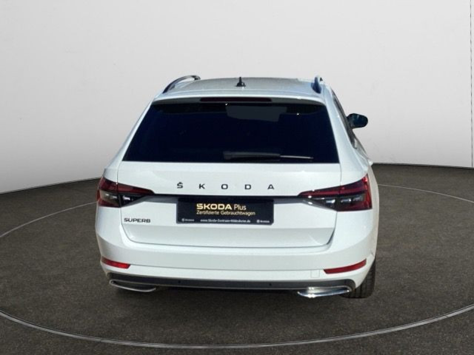 Škoda - Superb_4
