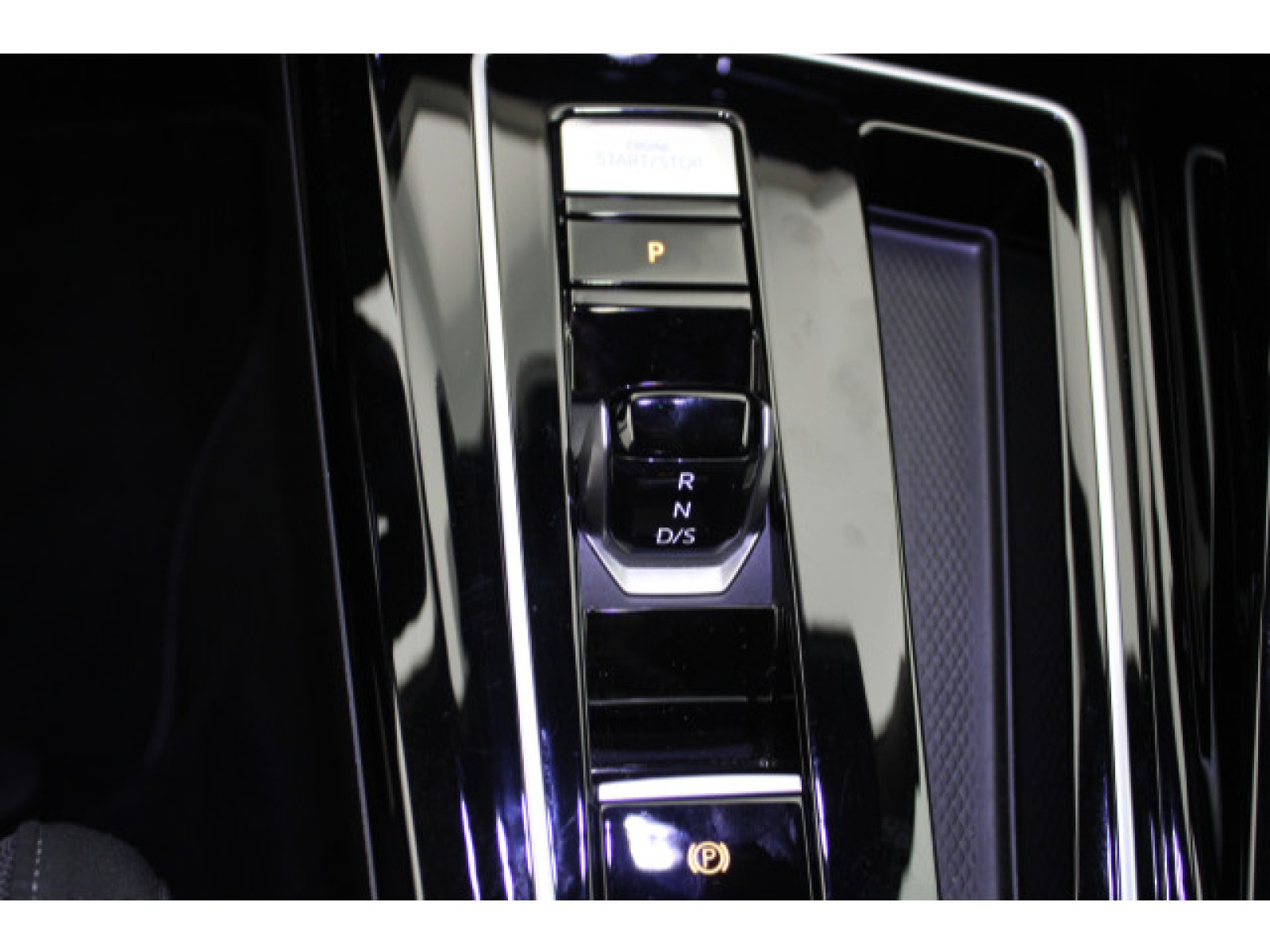 Volkswagen - Golf_6